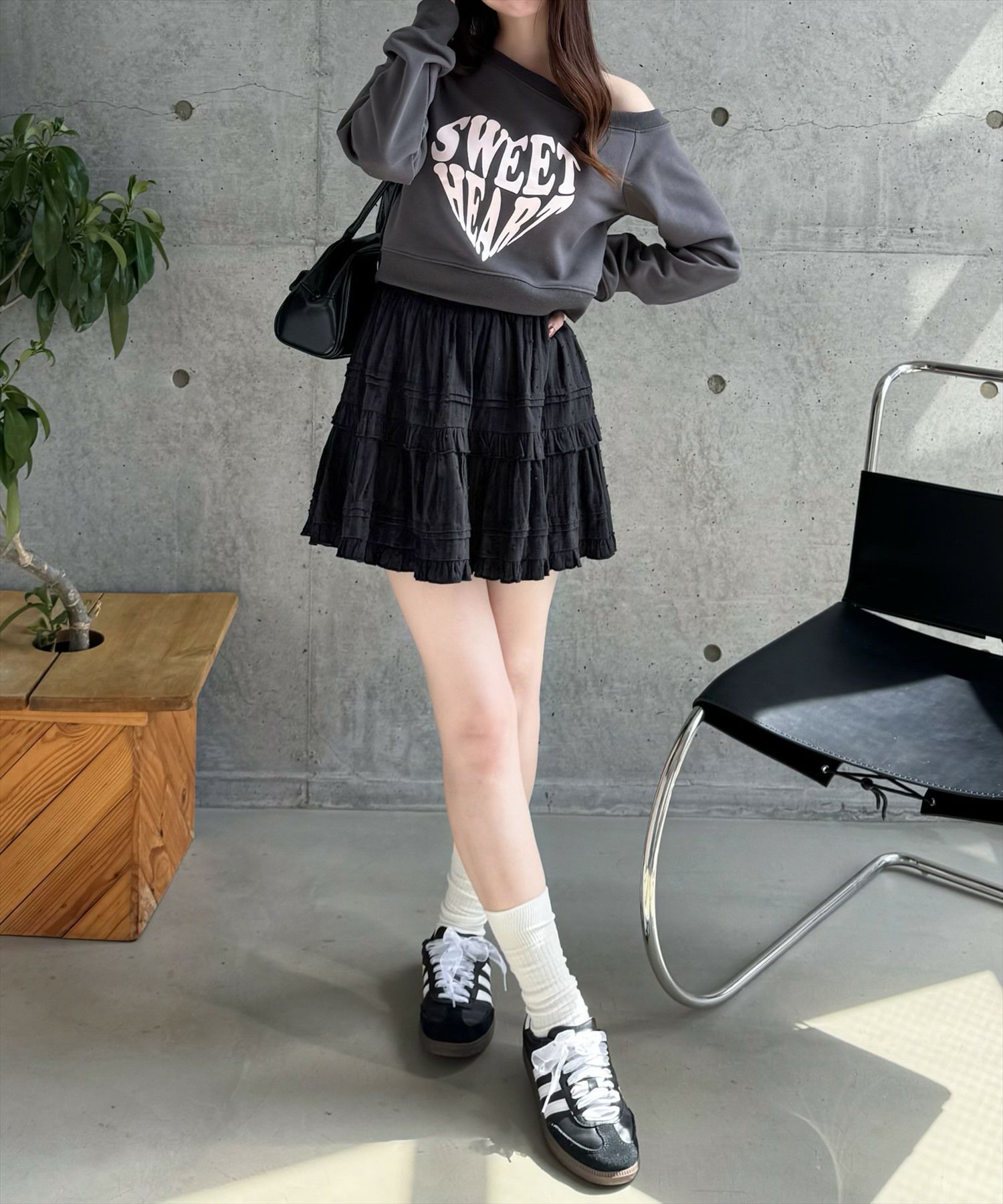 clear≪再入荷≫インパン付きドットフリルミニスカート[CL8458