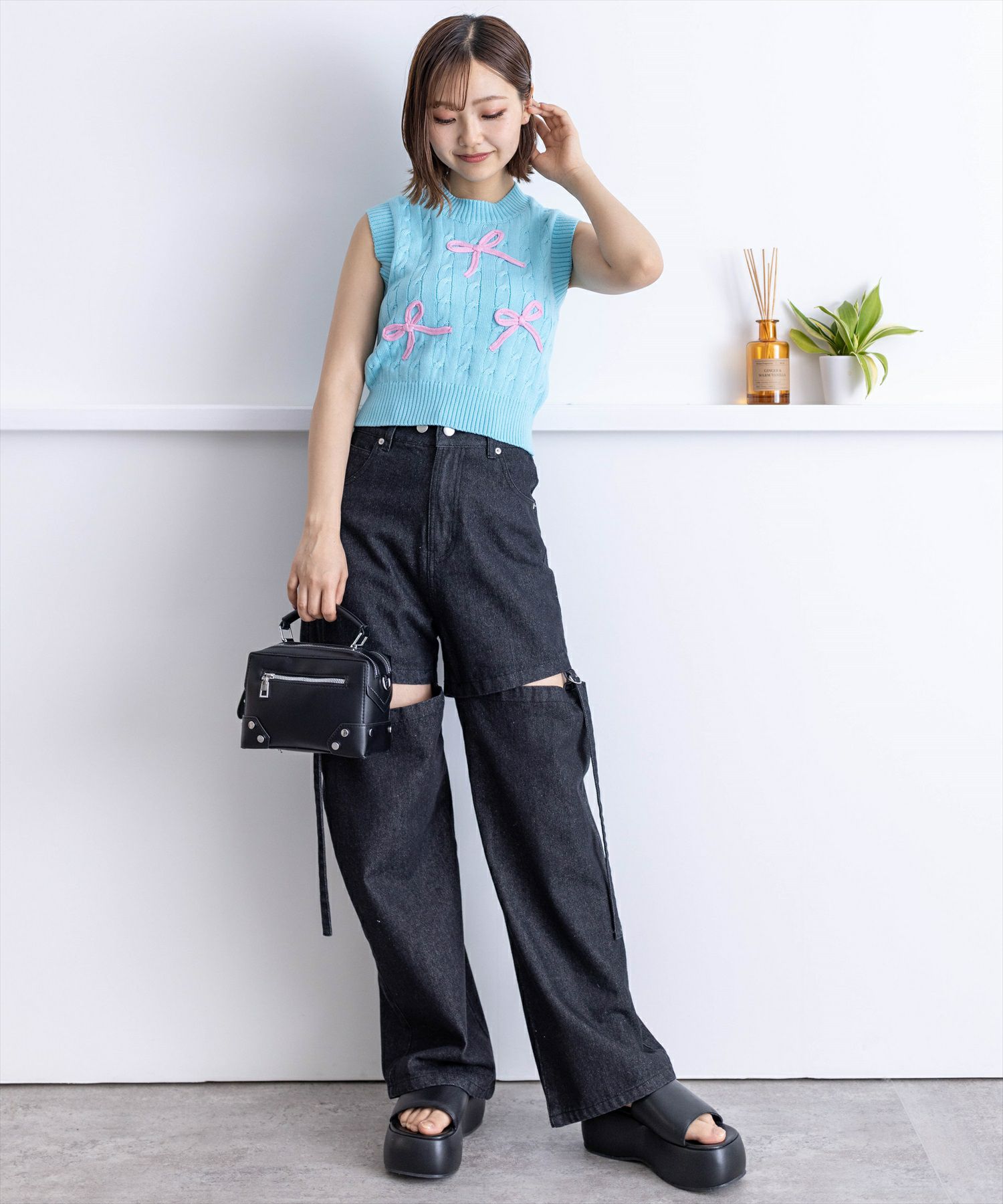 clear≪再入荷≫配色リボンモチーフノースリーブニットトップス clear≪再入荷≫配色リボンモチーフノースリーブニットトップス