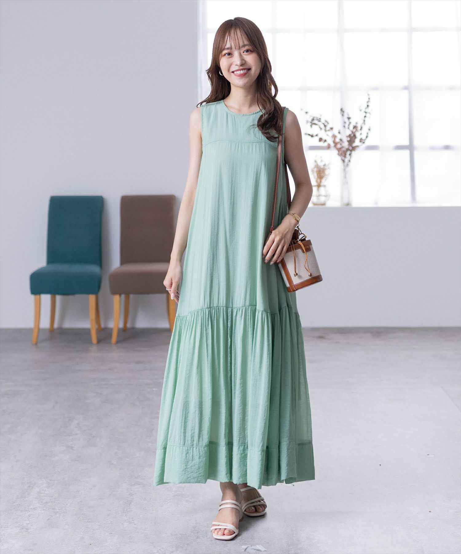 有名ブランド clearティアードノースリロングワンピース【STAY MOTION ワンピース
