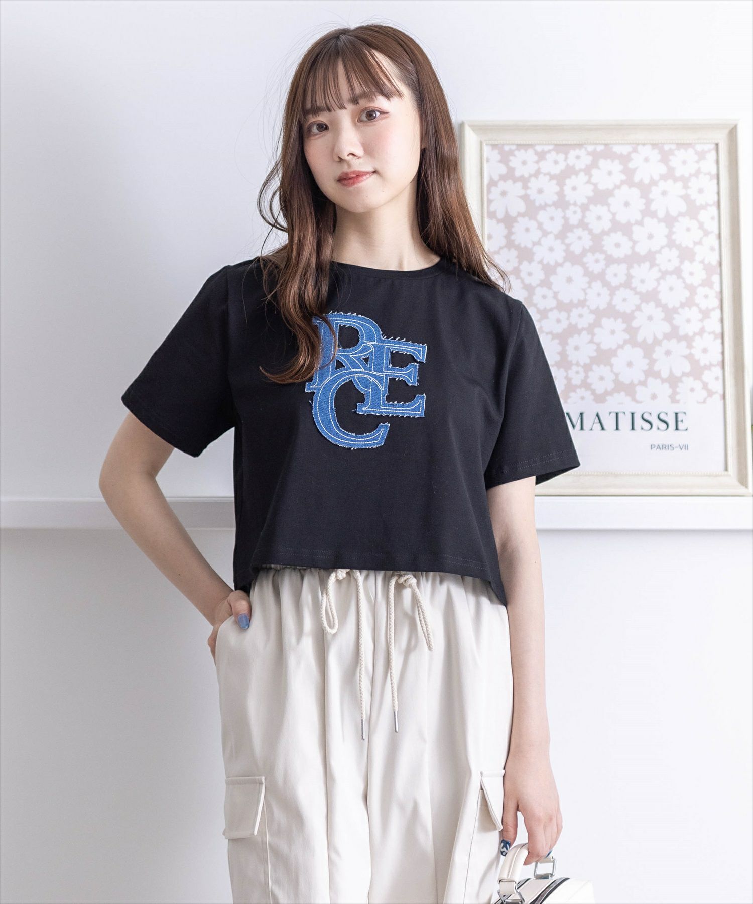 tシャツ デニムロゴTシャツ「洗濯機で洗える」 レディース VICKY（ビッキー）の「【大人も取り入れやすい】ロゴTシャツ