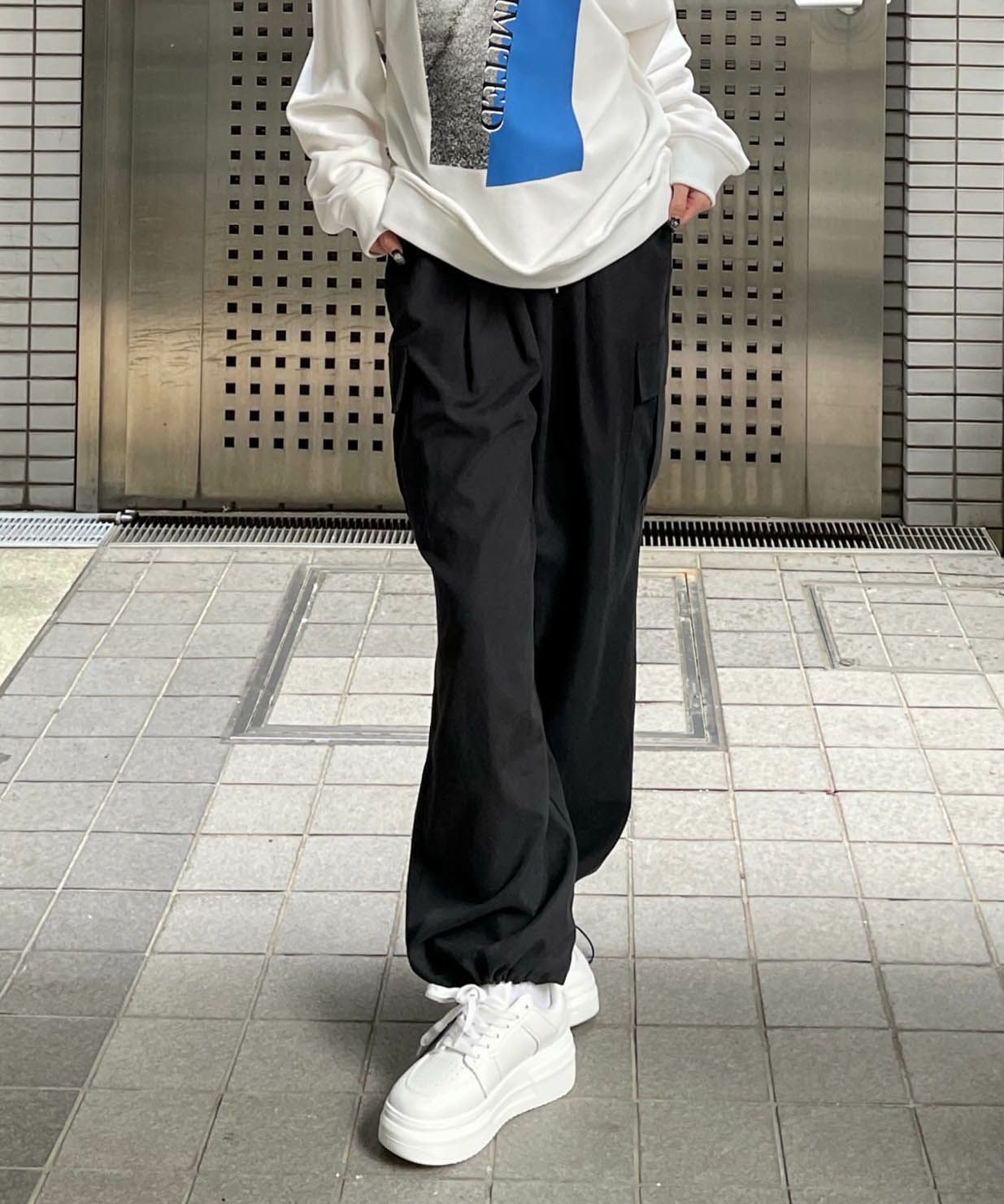 000000007241-04-l.jpg?t=