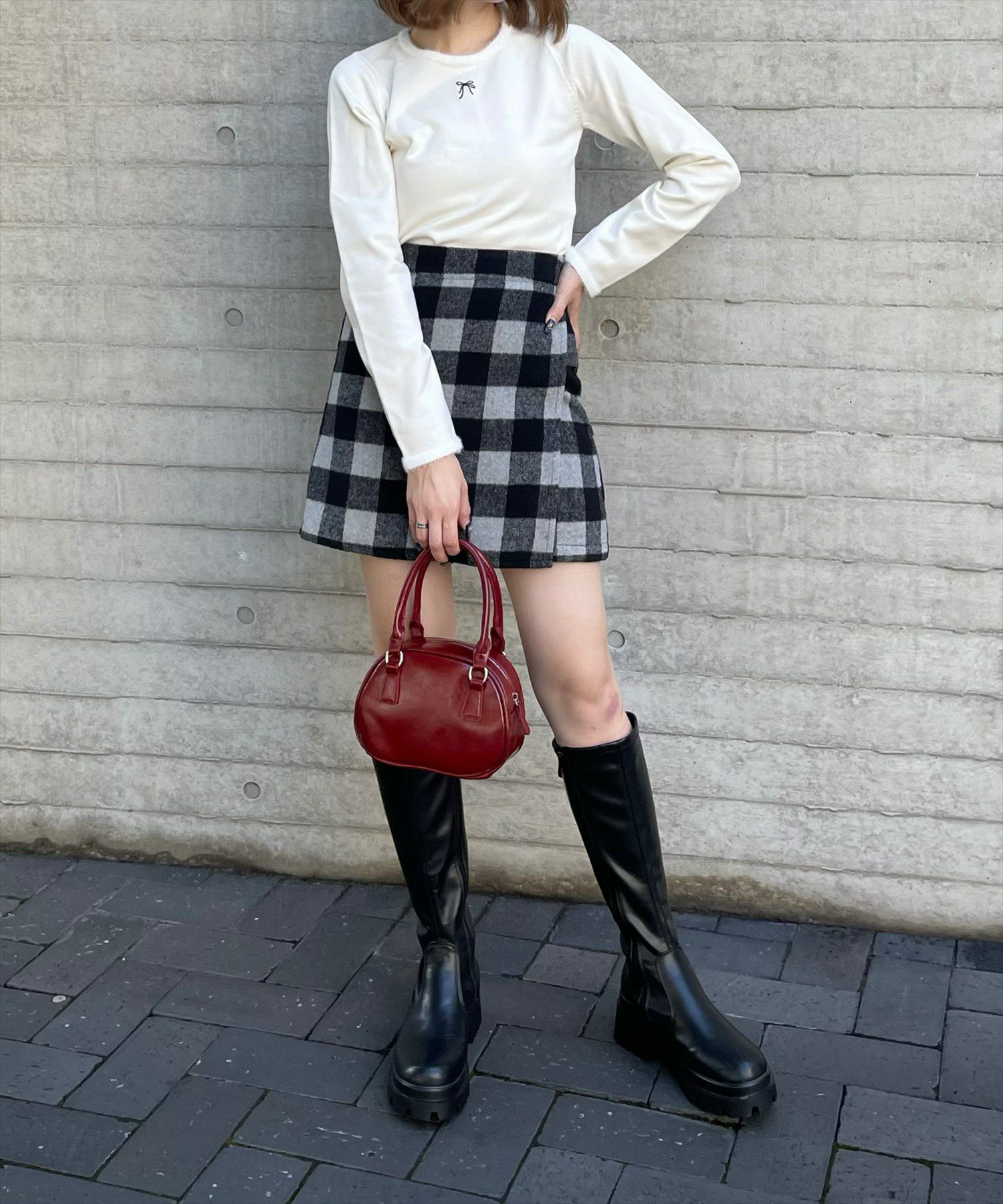 clear≪再入荷≫フェザーリボン刺繍ニットトップス[CL8755
