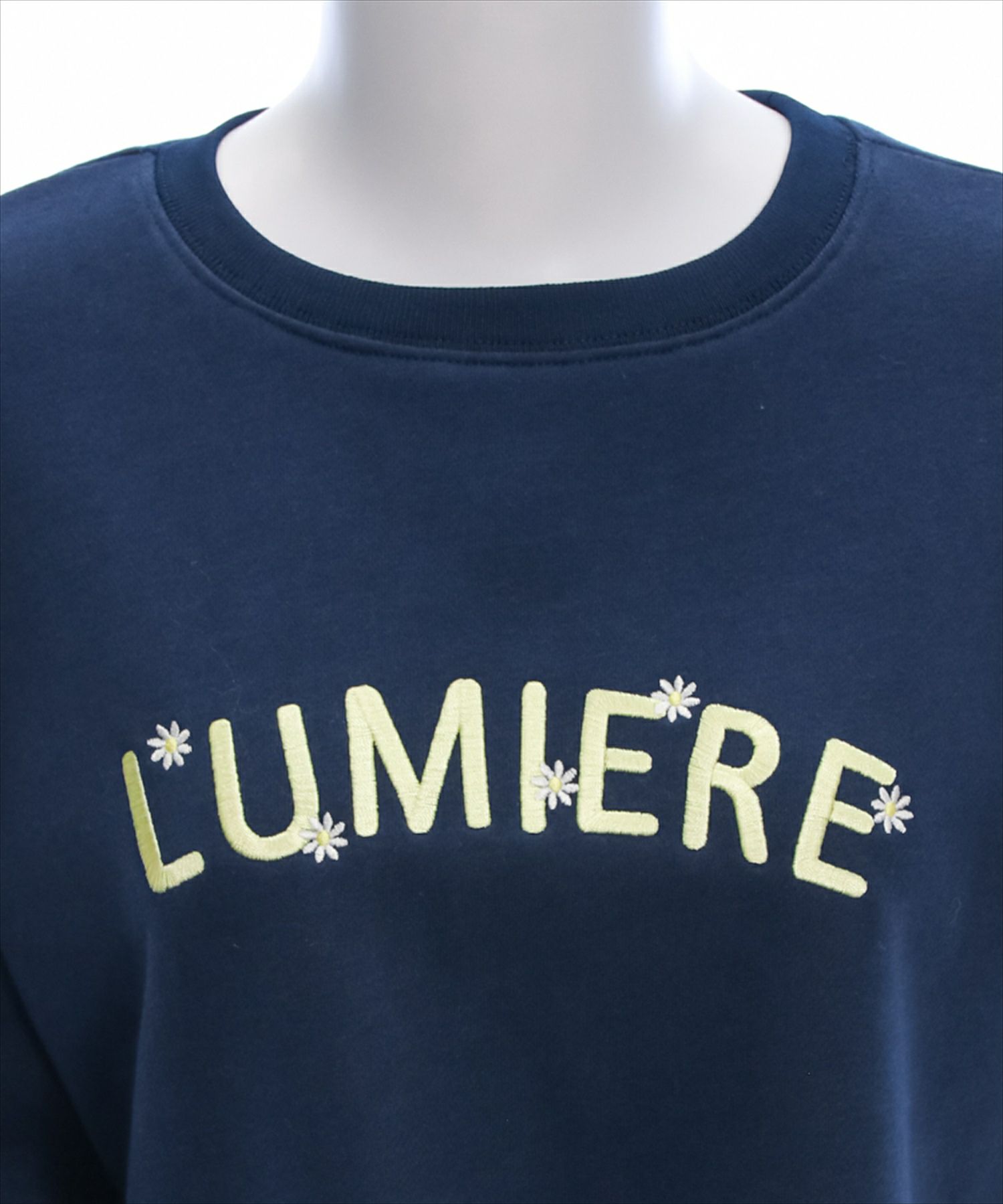 ☆新品タグつき☆ fitmore ペプラムツイードジレ ホワイトの通販