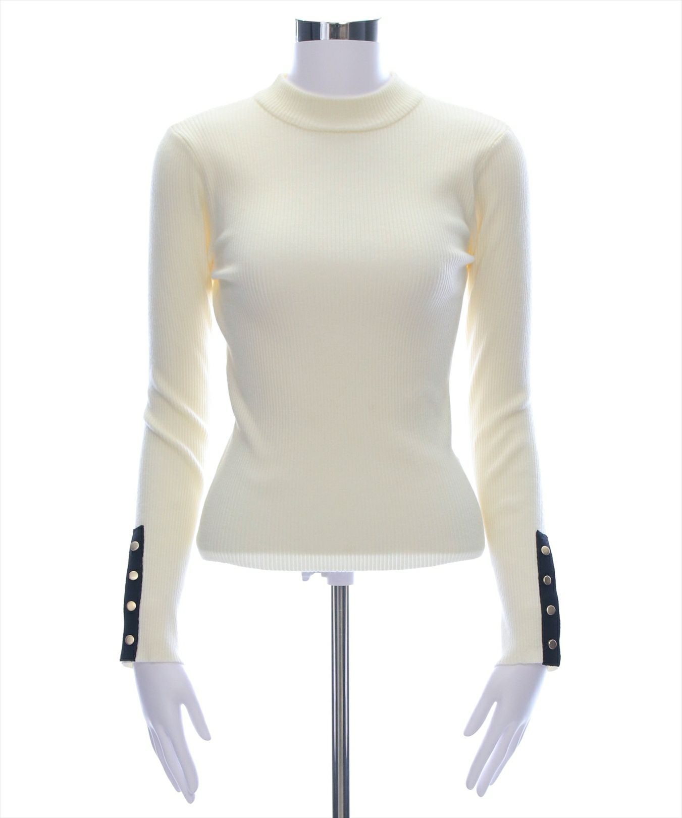 CLEAR BASIC≪SS新作≫袖配色ボタンリブニットトップス[CL8929