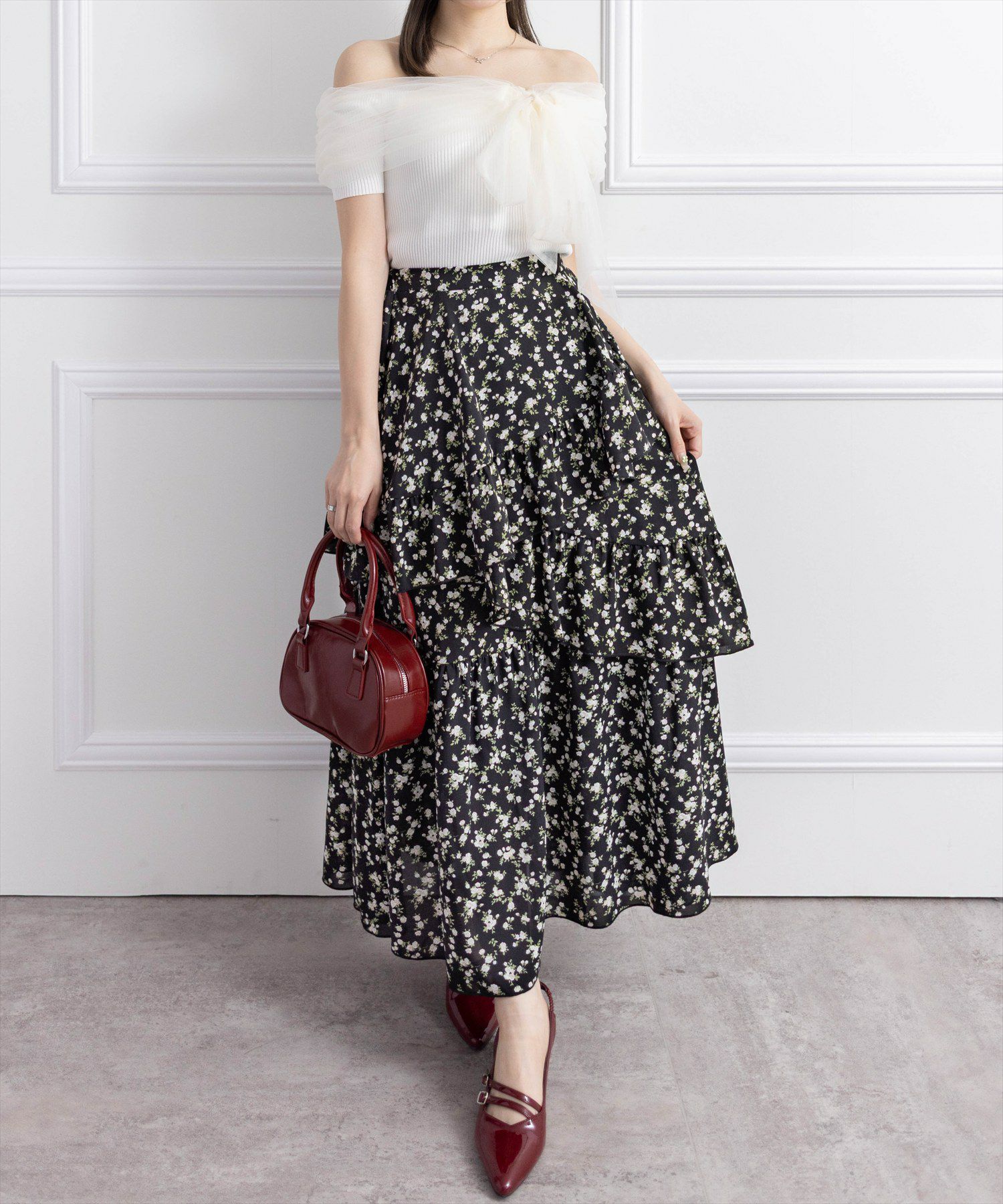 160㎝/ブラックフラワー F着用