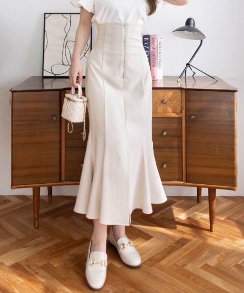 CELINE　セリーヌ　訳あり　黒 ベルベット タイトスカート スリット CELINEセリーヌ訳あり黒 ベルベット タイトスカート スリット