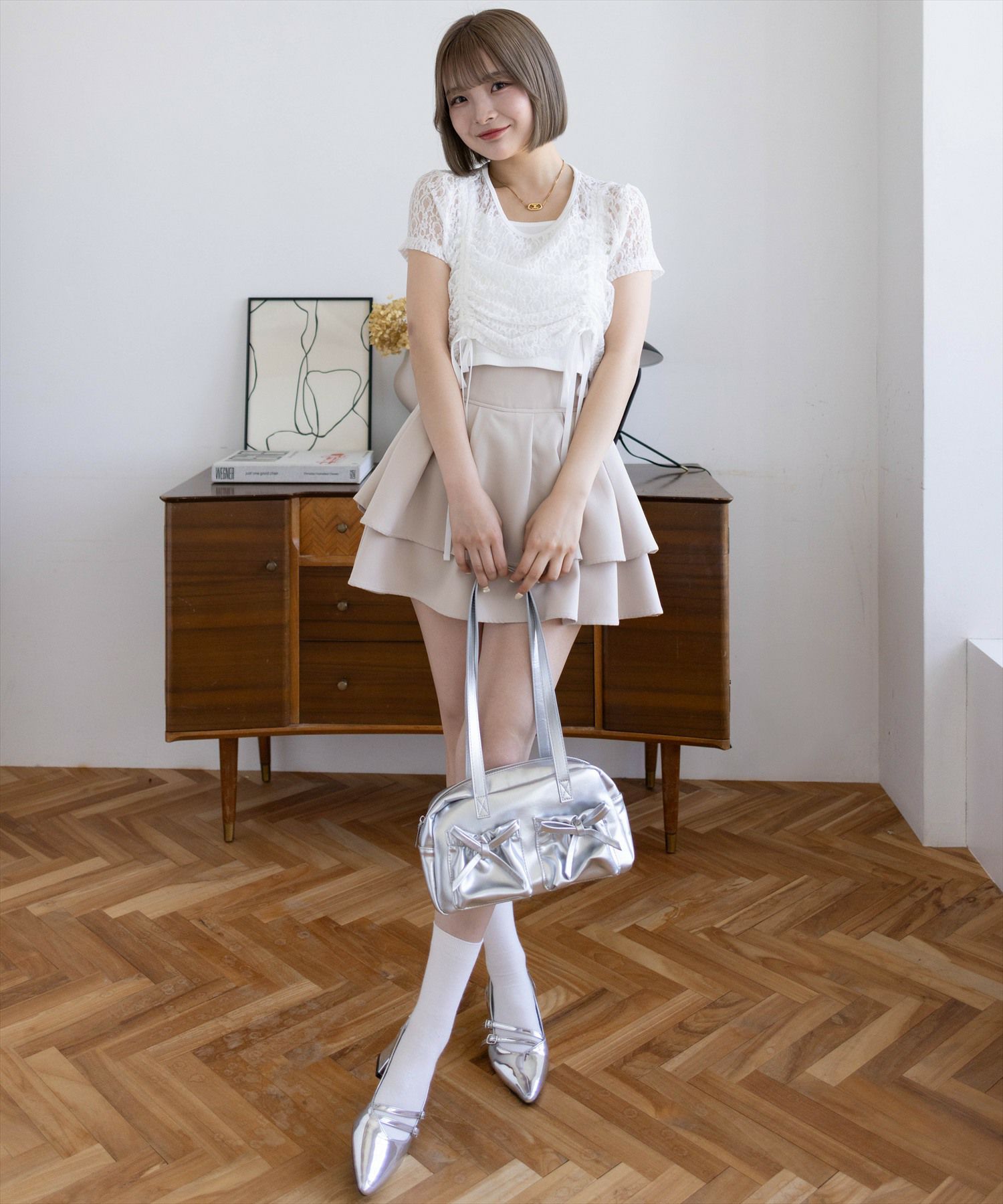 160㎝/オフホワイト着用