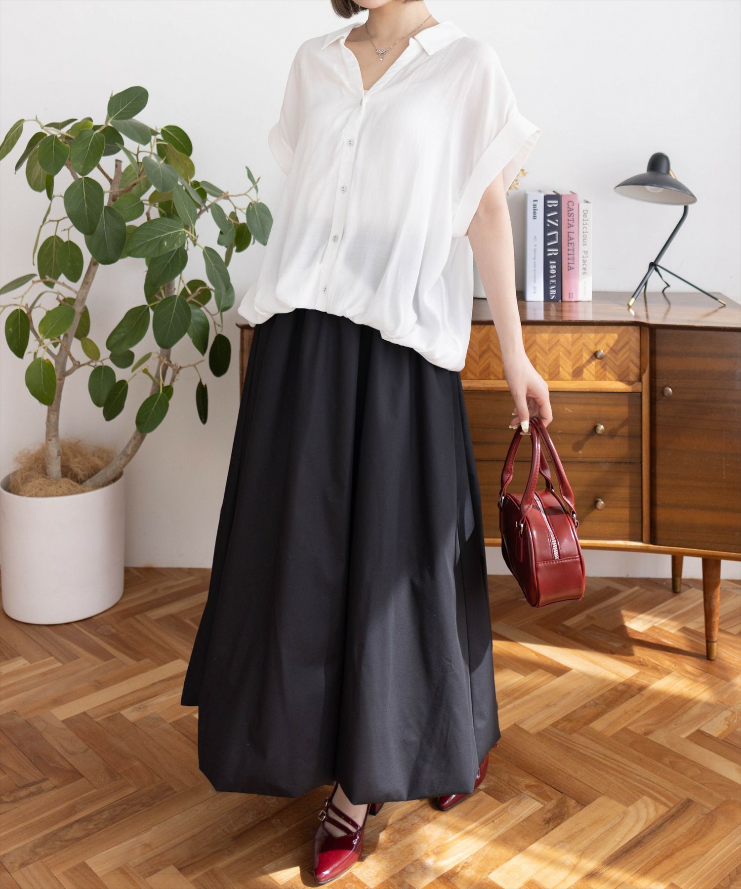 CLEAR BASIC≪WEB先行販売/SS新作≫バックスピンドル裾タック