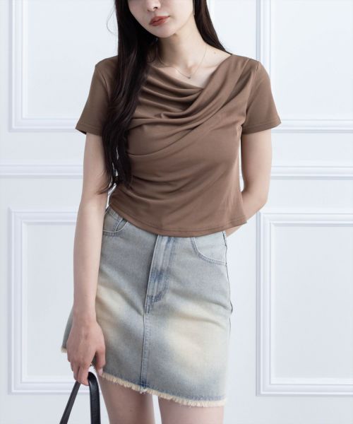 ブラック 半袖 ドレープデザイン トップス　LOHEN セール50%OFF】ワンフォークロージング 1111clothing オーバー