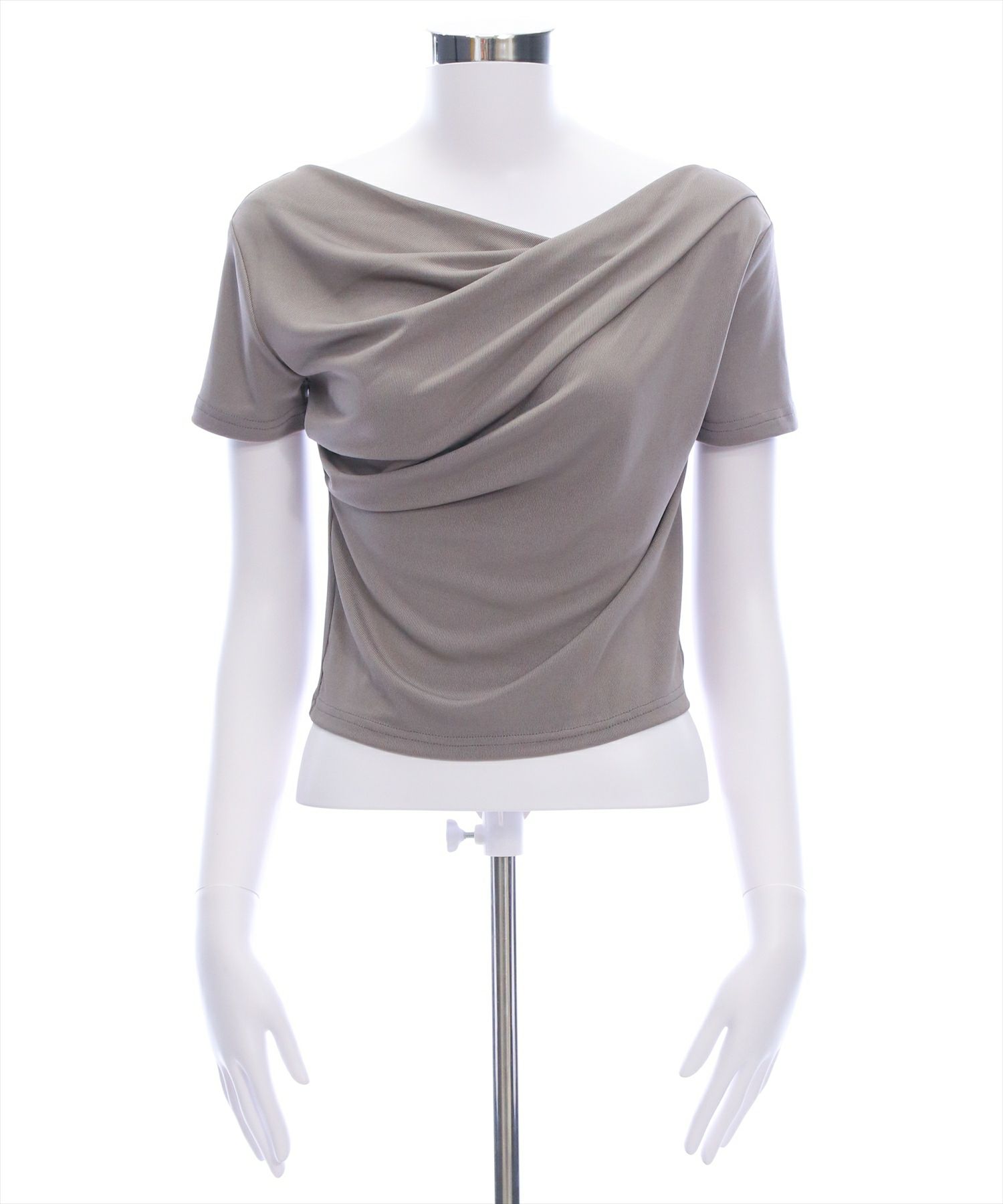 チャコールグレー