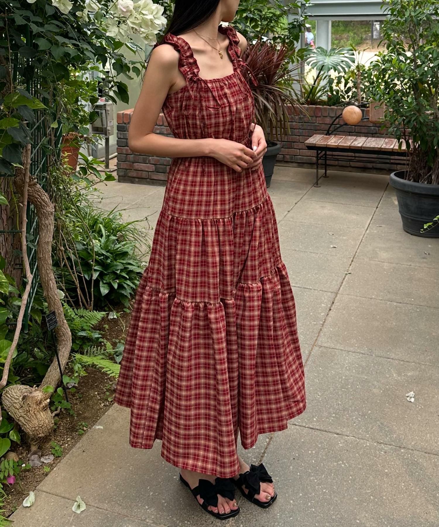 専用！【犬用　現品限り　ヘアアクセサリー付きキャミソールワンピース】no 119 インデックス index 刺繍シアートップスとキャミワンピースの