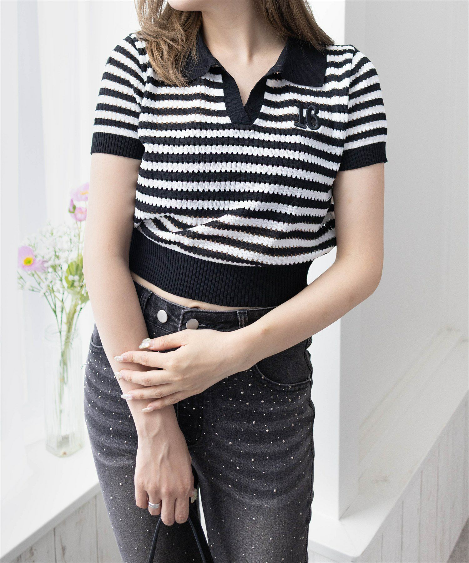 レトロ 古着 courreges 同色ワンポイントロゴ刺繍　半袖ニットトップス courreges クレージュ リブニット ロゴ刺繍 半袖 ポロシャツ