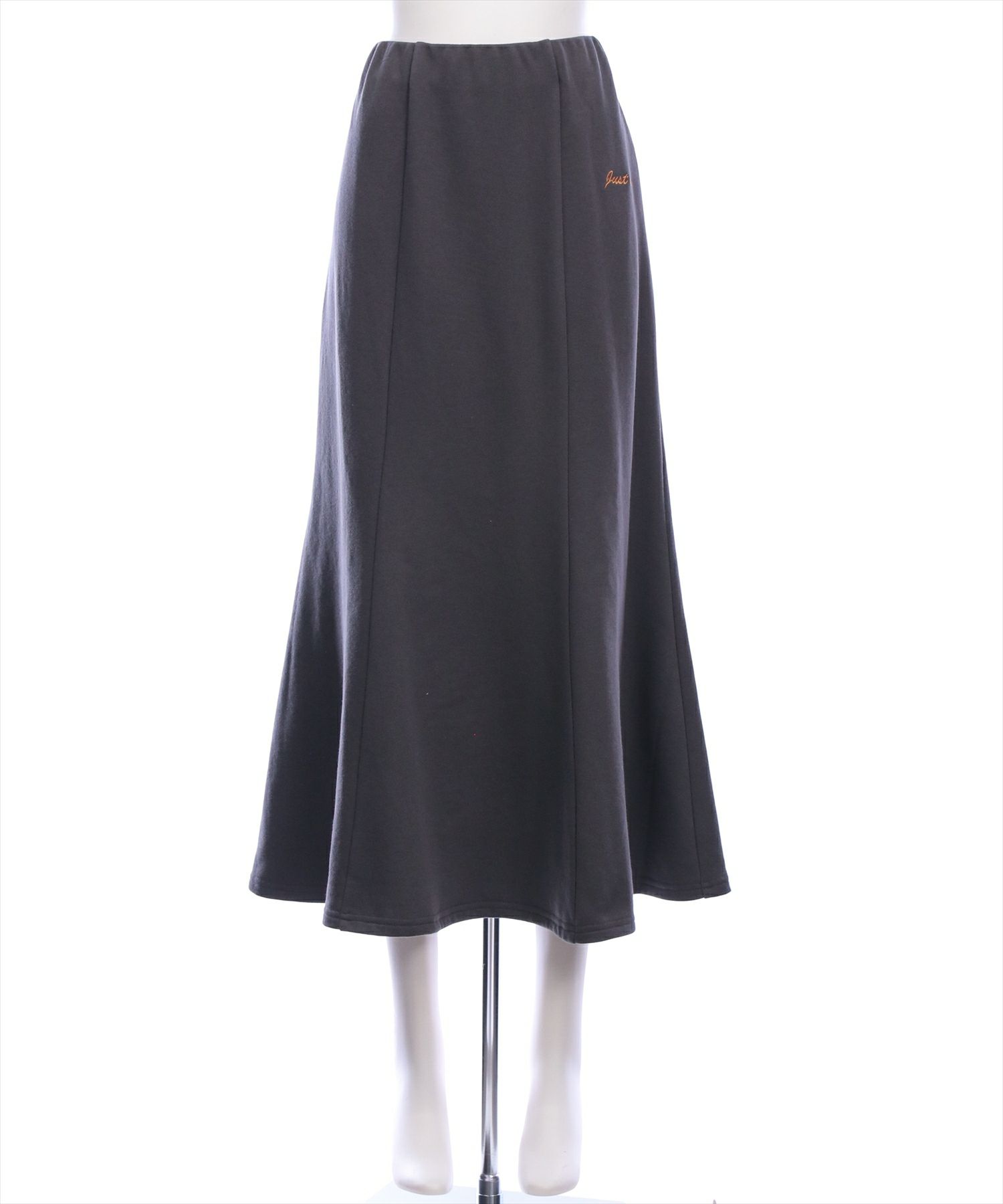 チャコールグレー