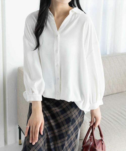 新品タグ付き　IENA  コットン　フレンチスリーブ　裾リボン　ブラウスブラック ネイビーコーデ 洗練フレンチスリーブ裾クロスブラウス トップス