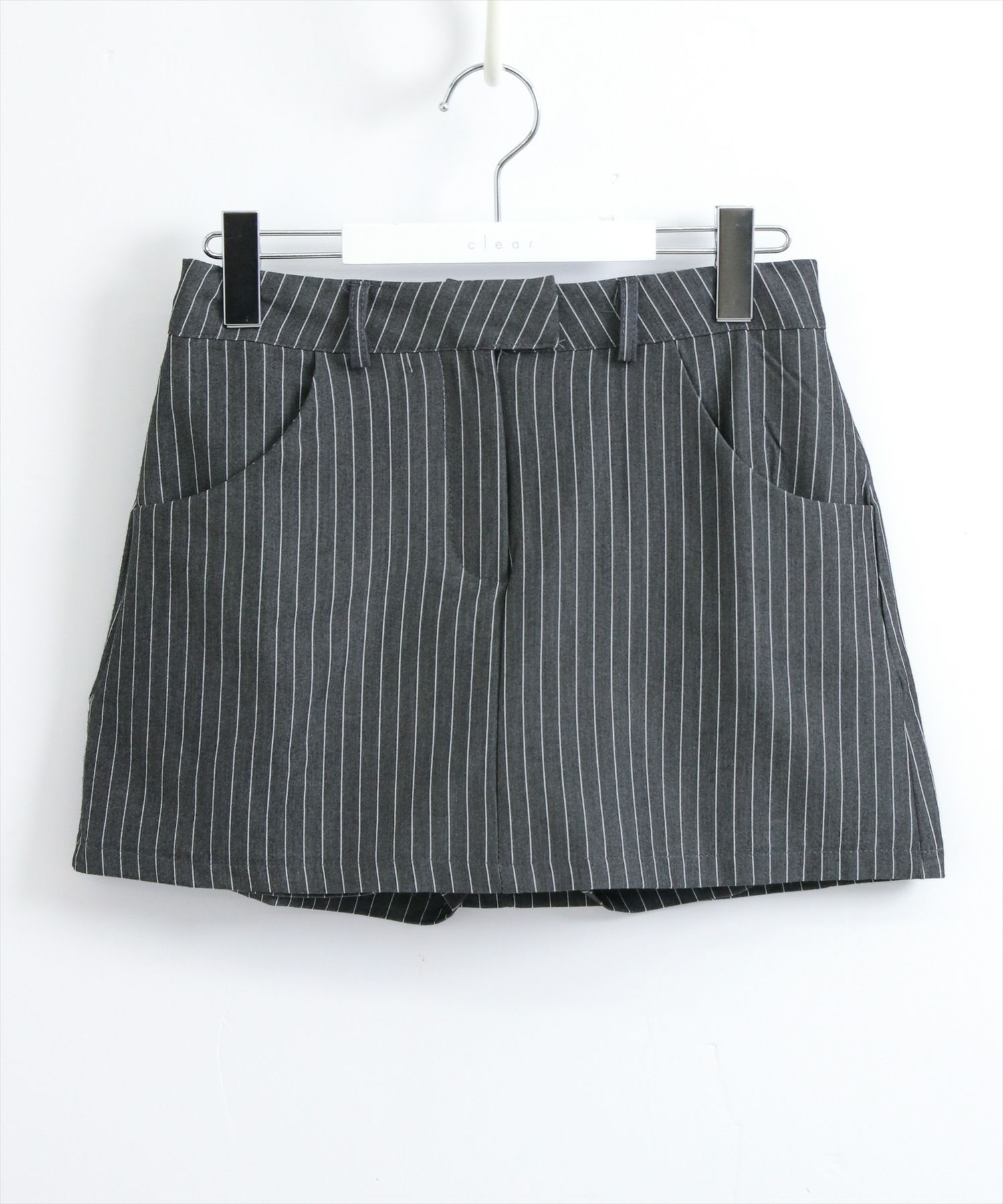 チャコールグレー