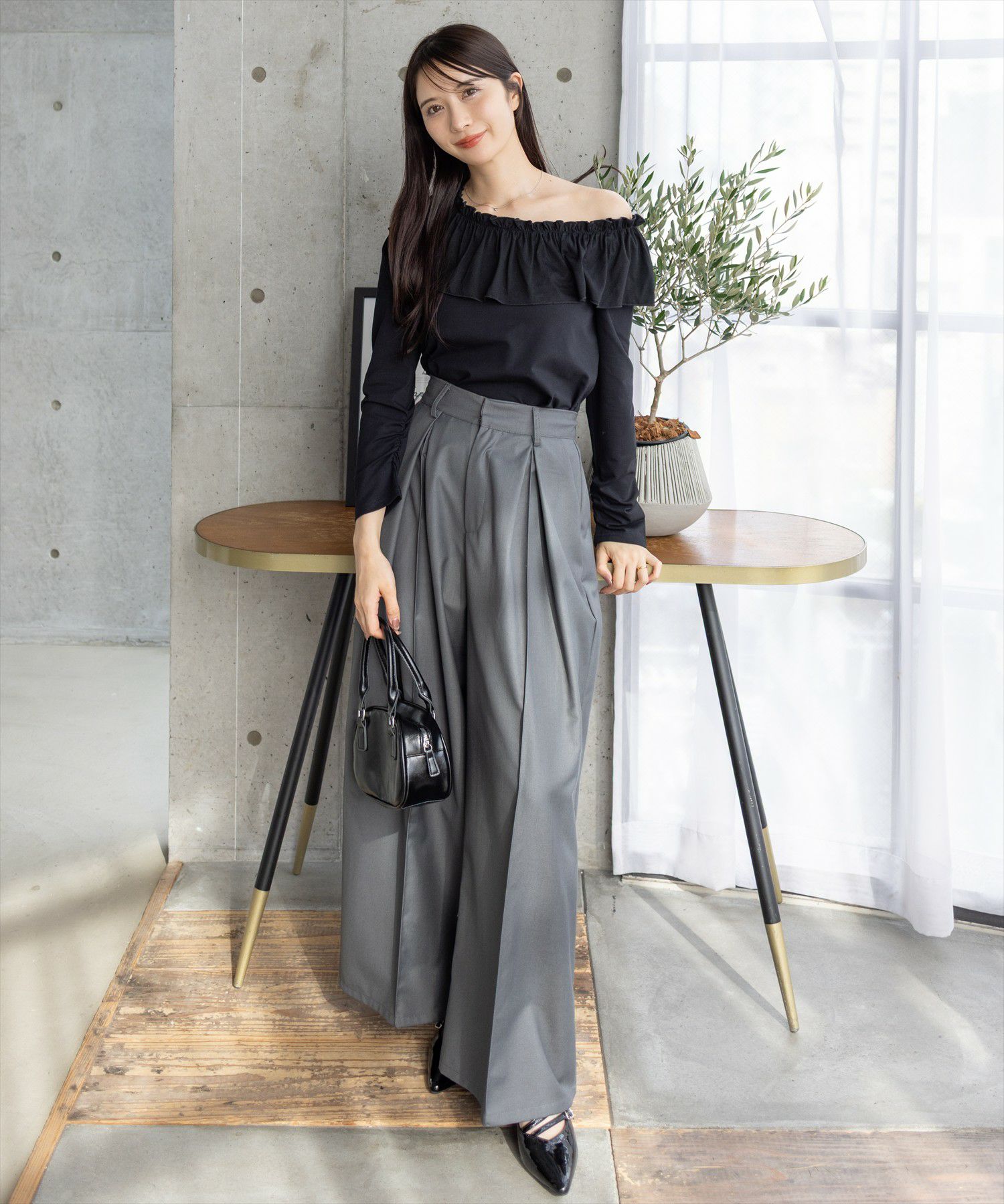 CLEAR BASIC≪AW新作≫マルチwayフリル長袖カットソートップス[CL9409