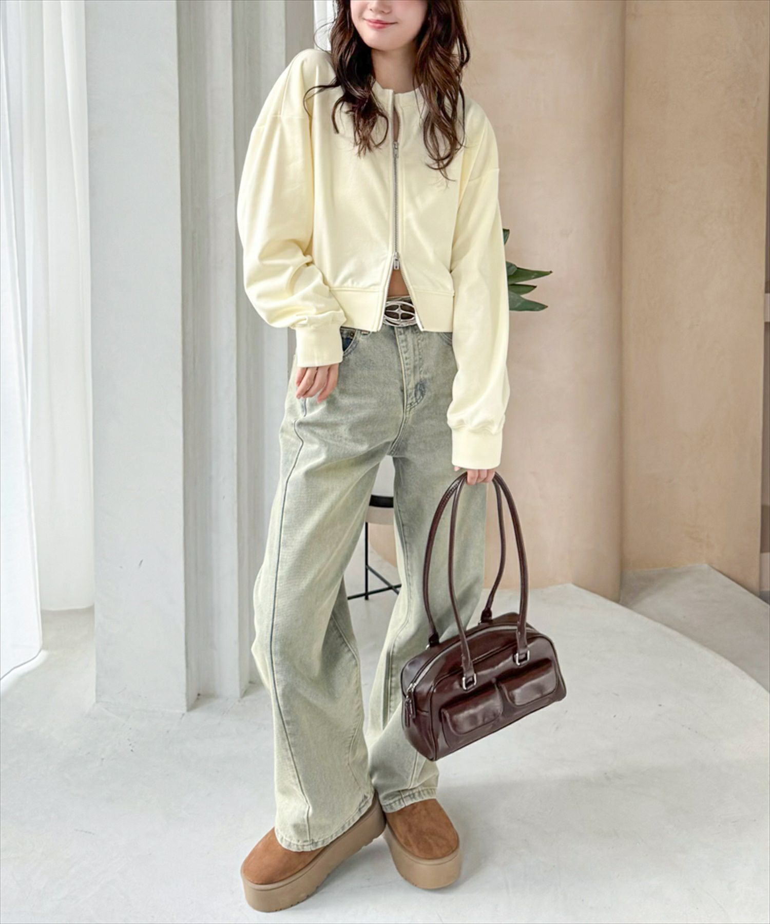 161cm/アイボリー着用