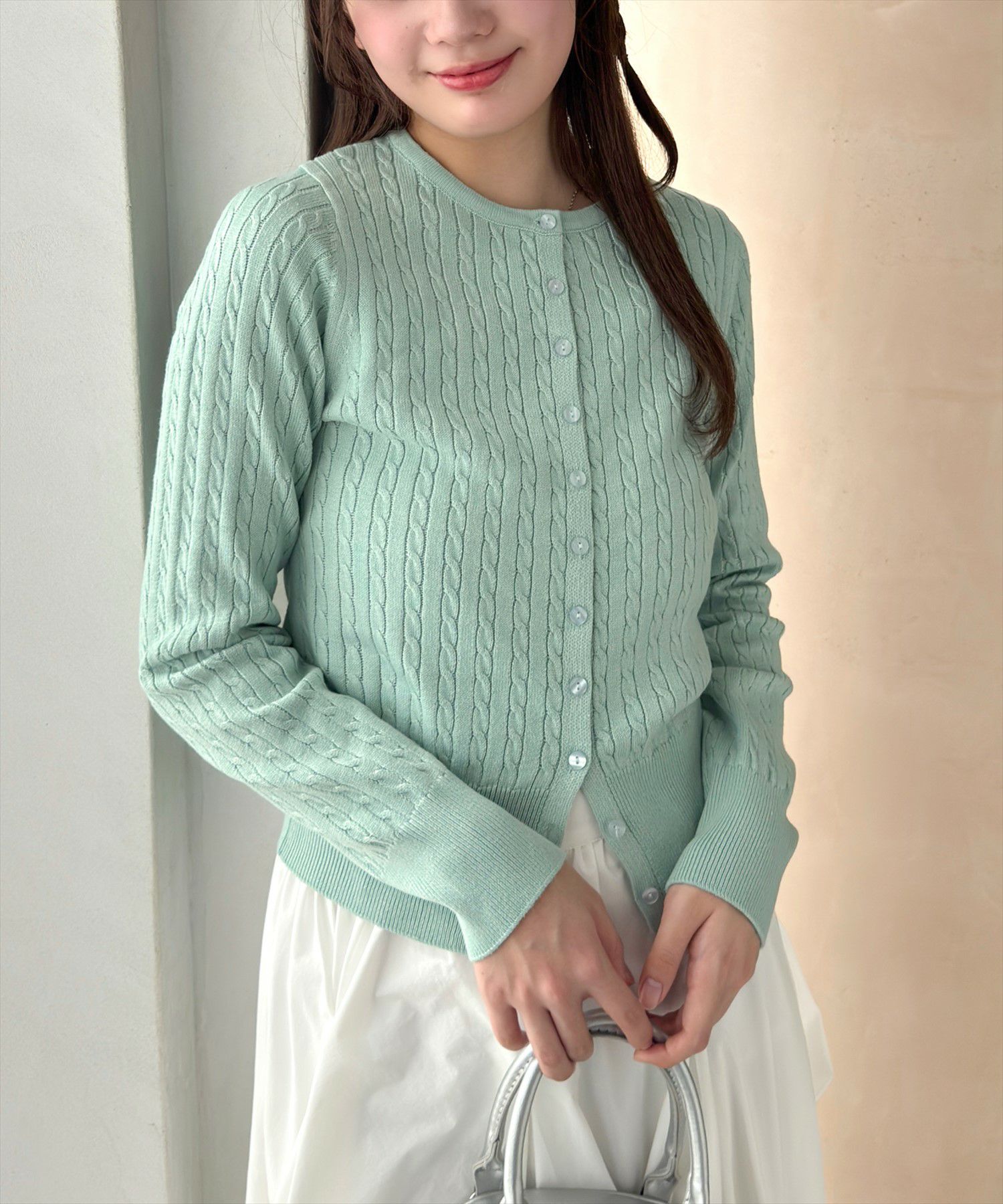 000000008704-04-l.jpg?t=