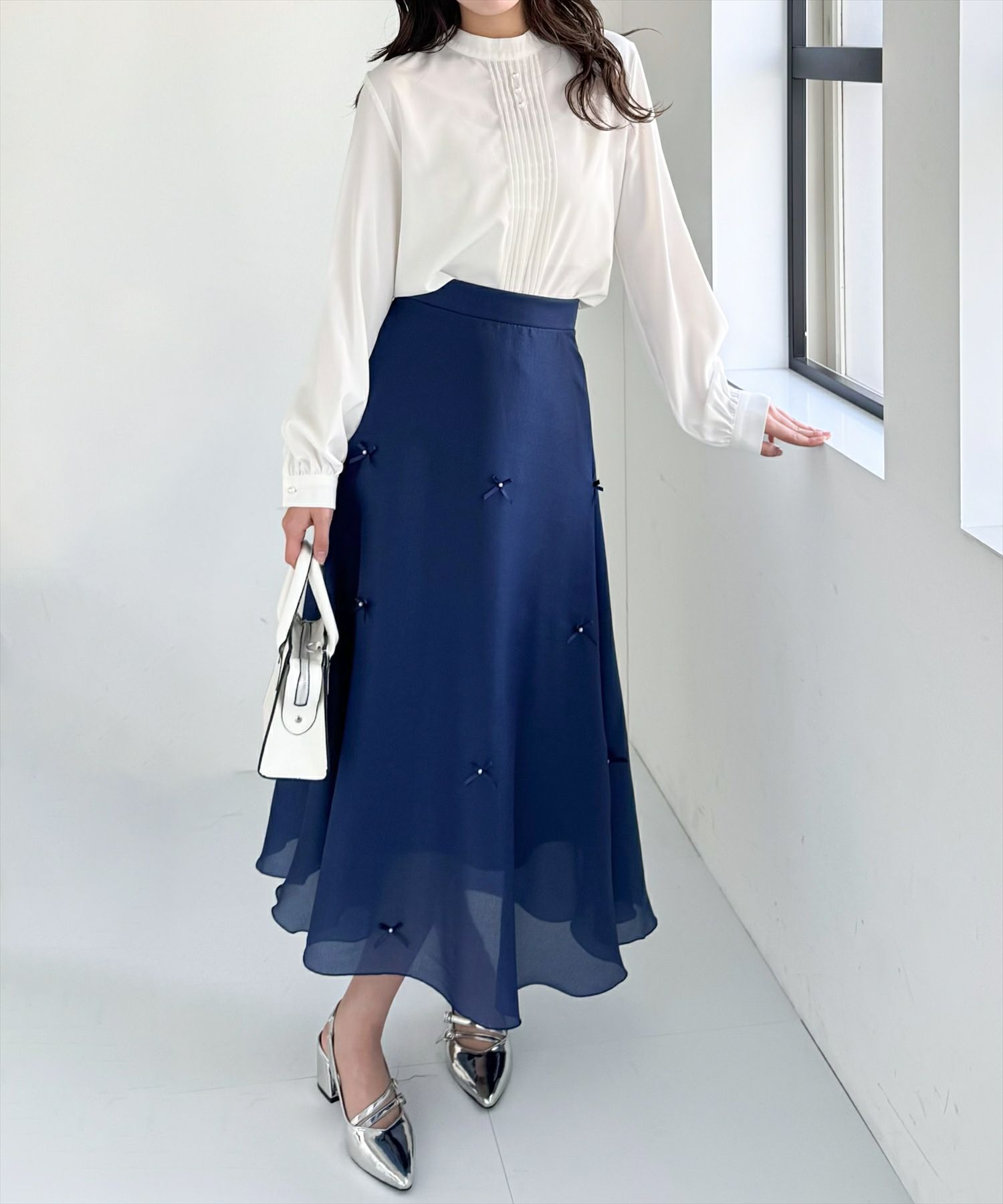 161cm/オフホワイト着用