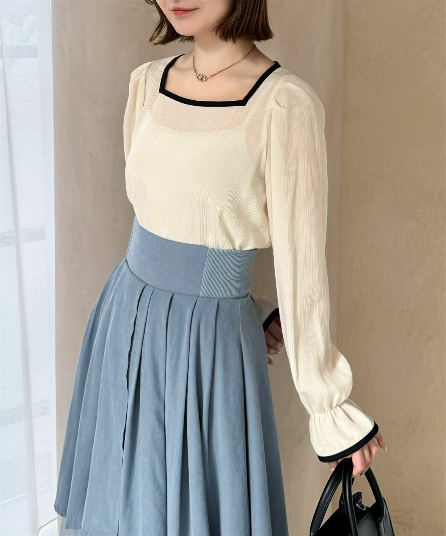 160cm/アイボリー着用