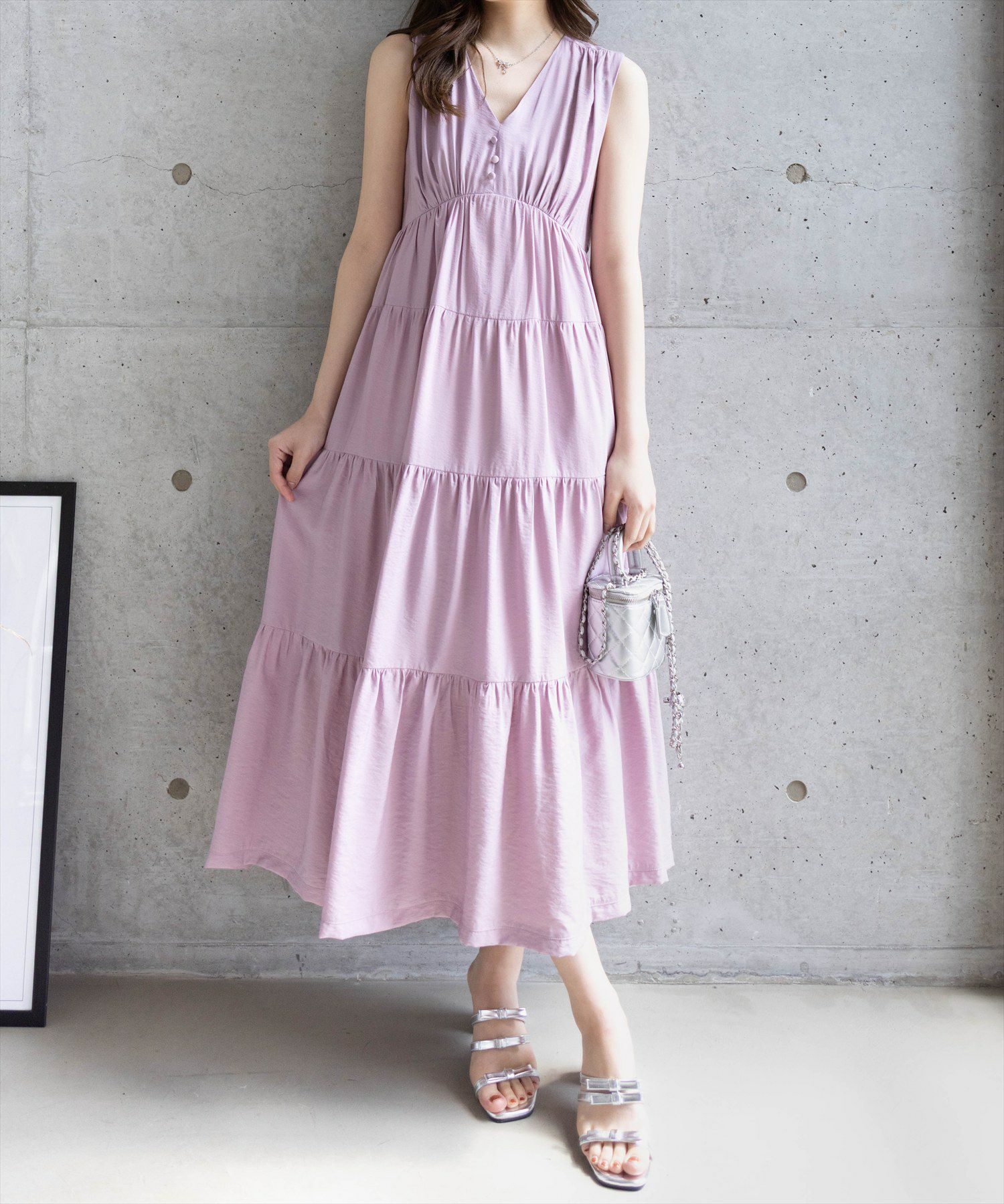 CLEAR BASIC Vネックノースリーブティアードワンピース[CL9103