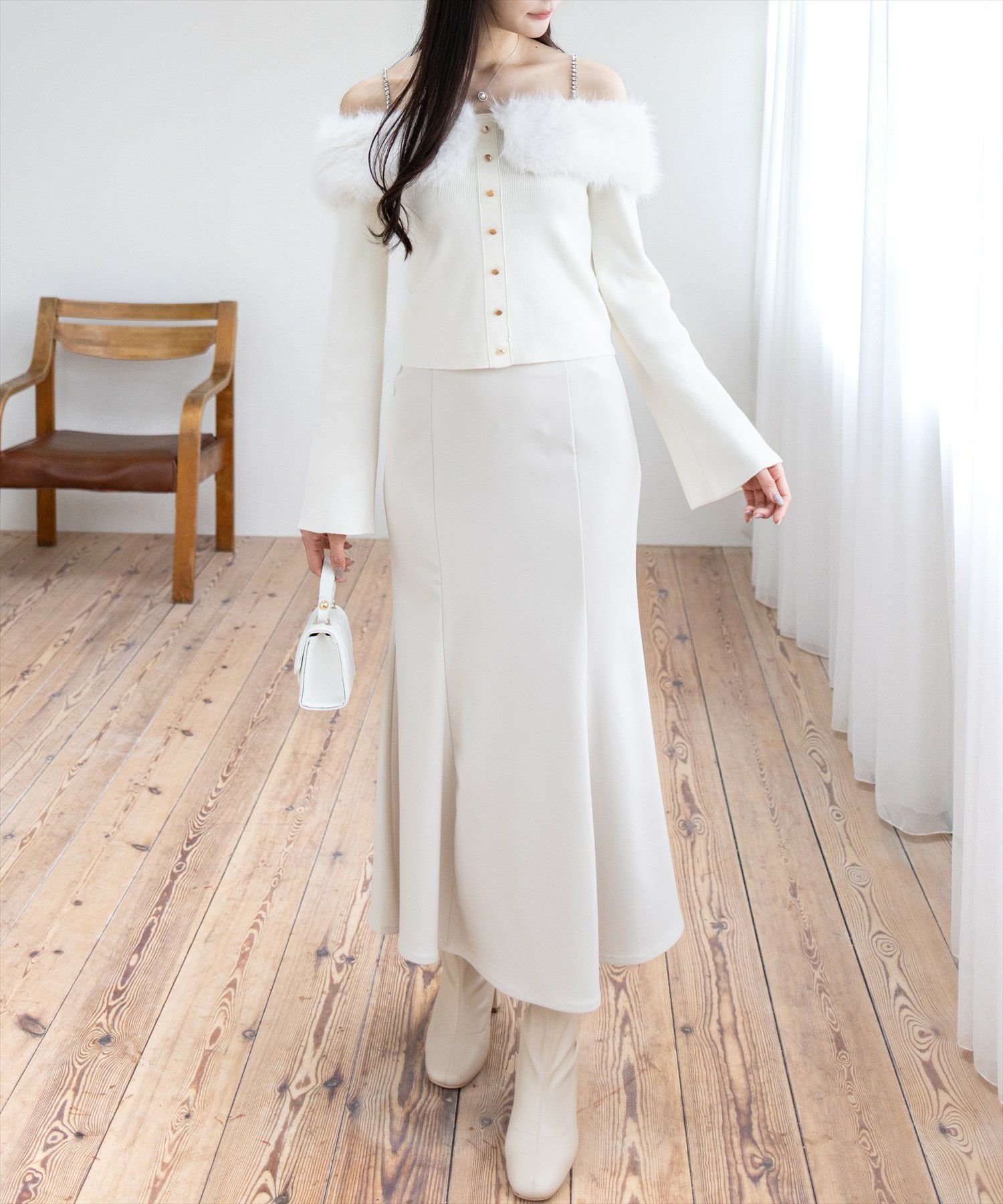 165cm/アイボリー着用