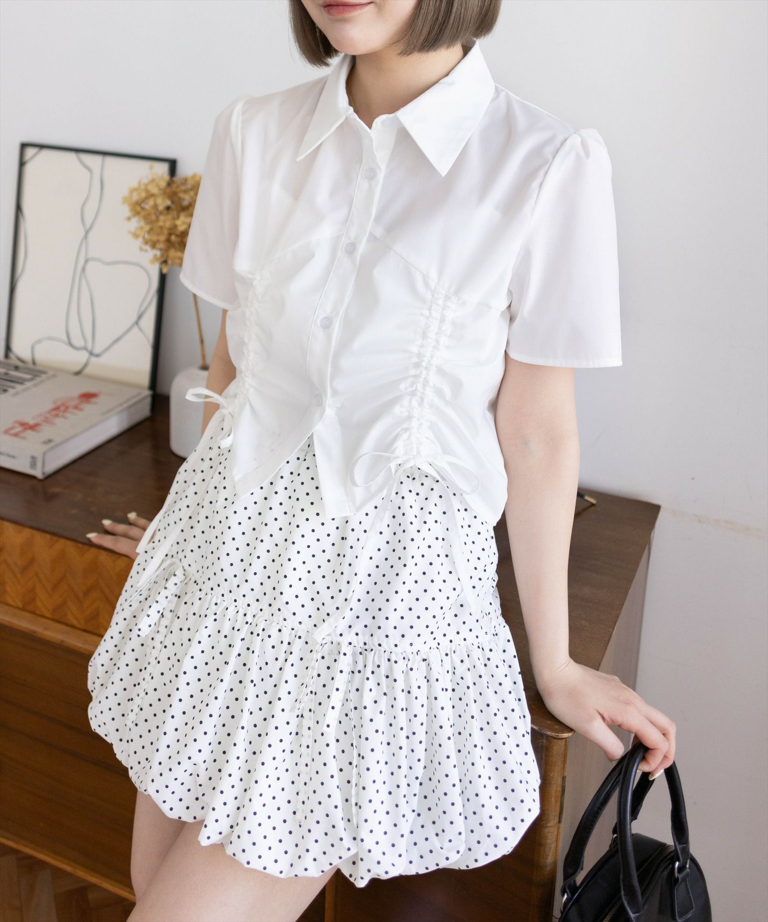 160㎝/オフホワイト着用