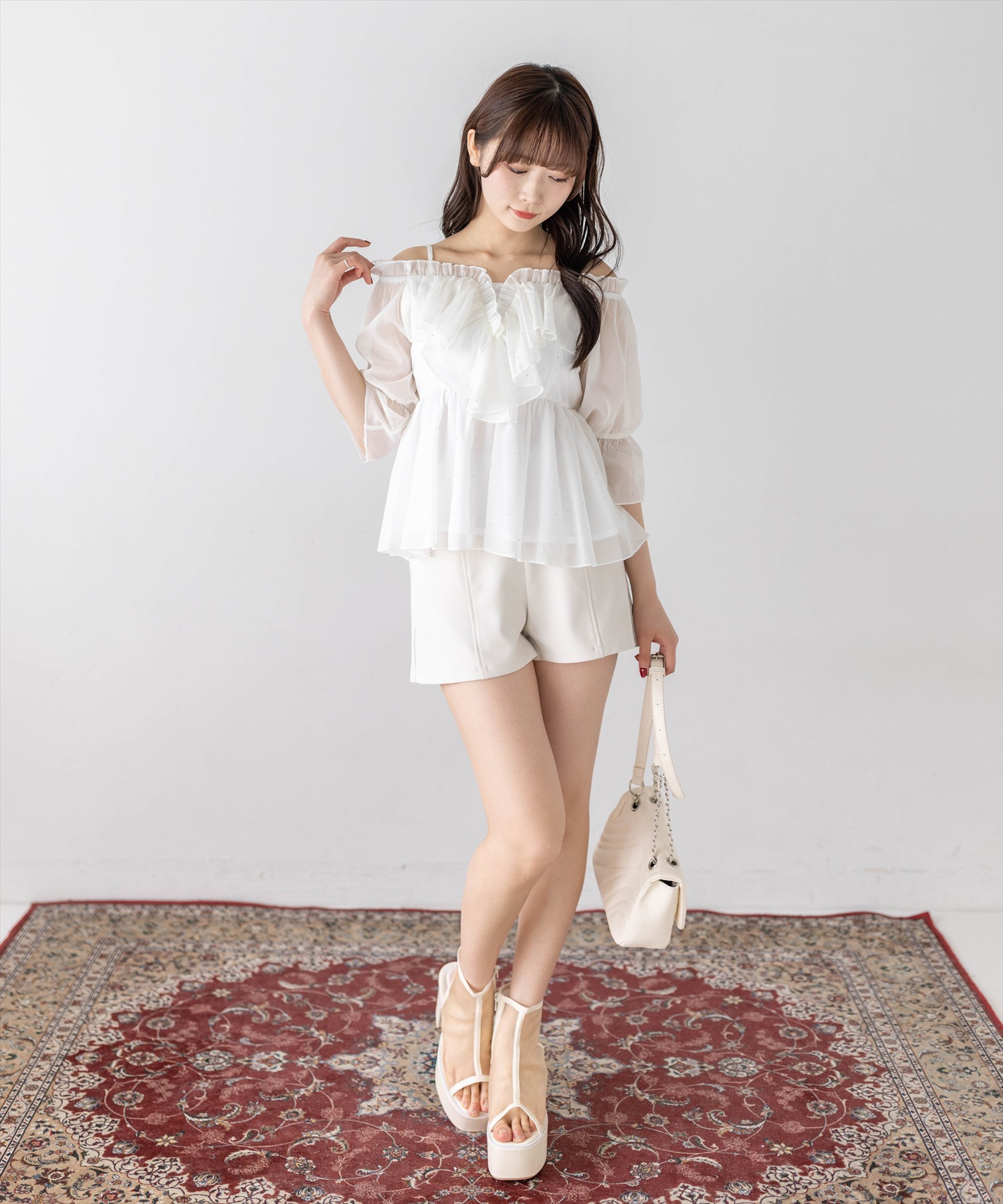 161cm/ブラック着用