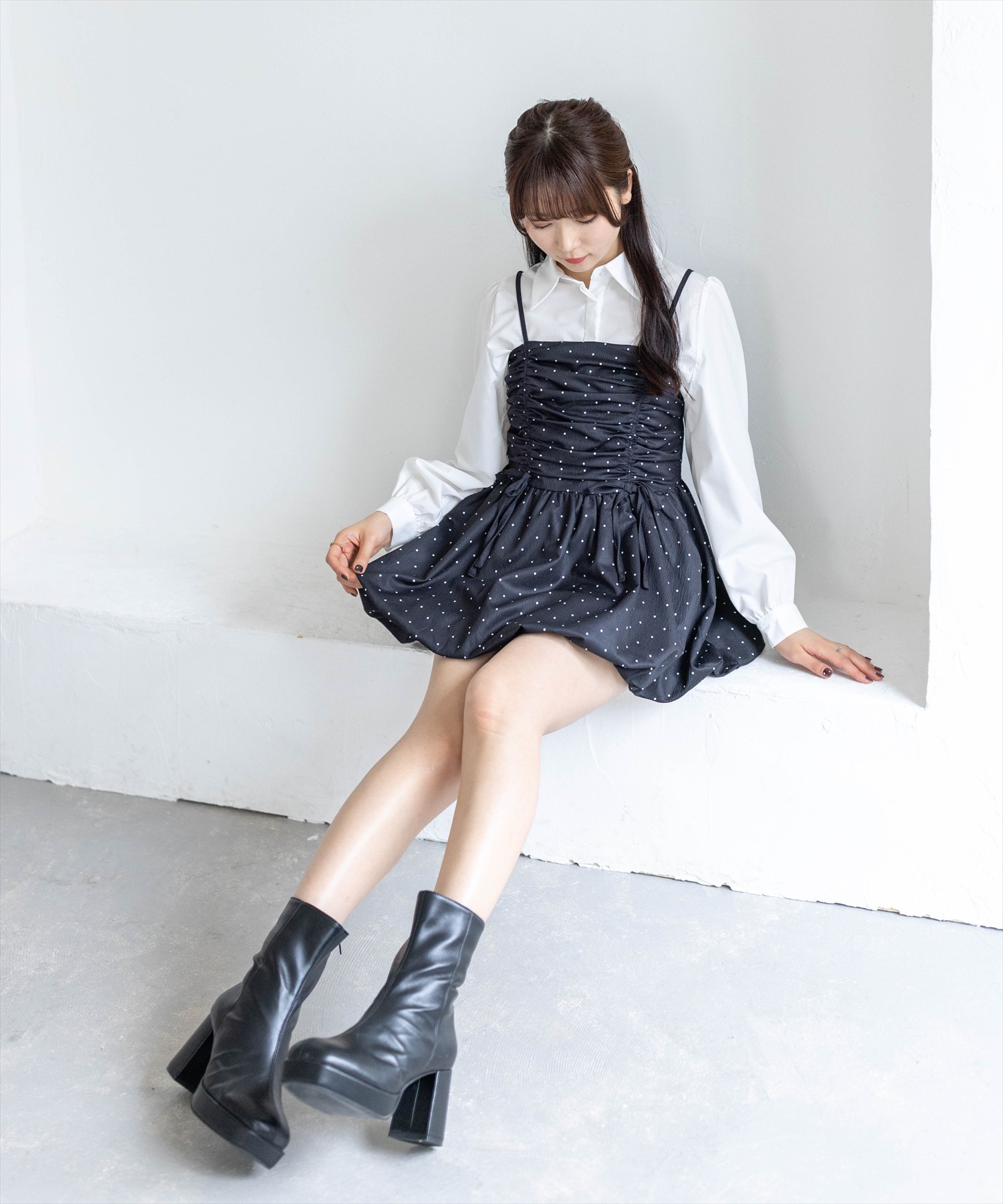 162cm/ボルドー×チェック着用