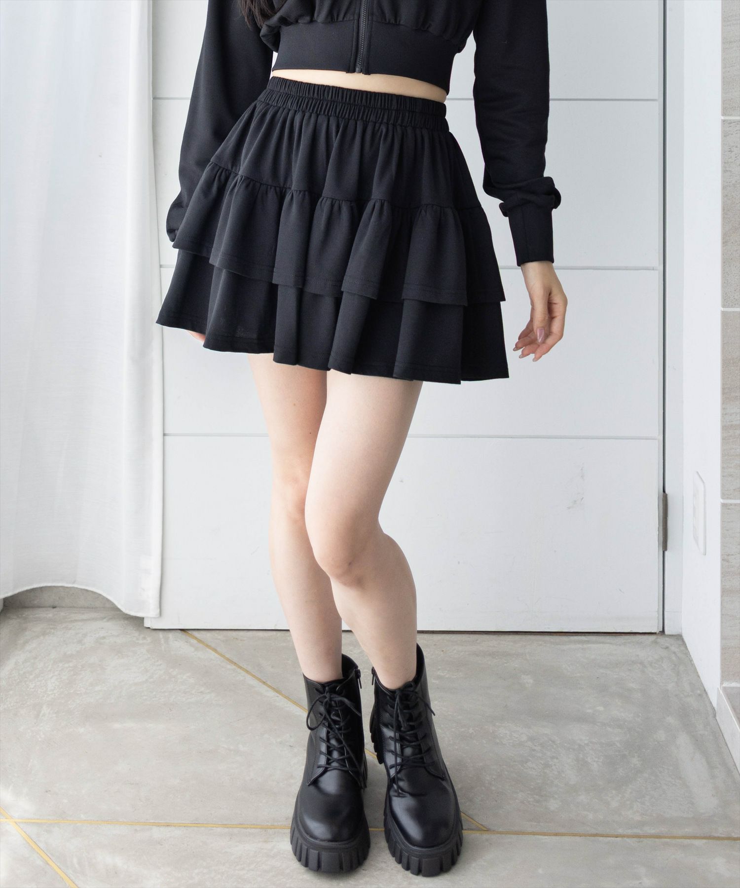 000000008853-02-l.jpg?t=