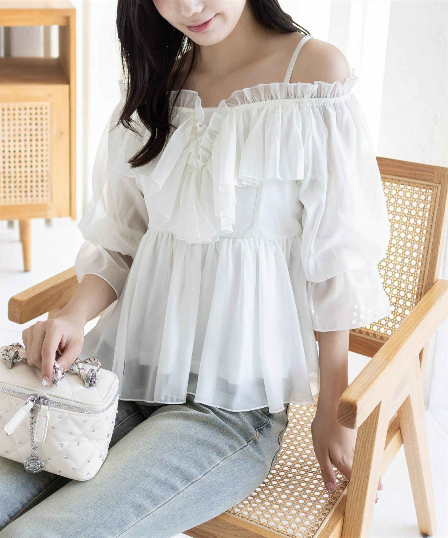 ※yuyusa※【新作・新品未使用】CODE Aフリル付きオフショルダー clear フロントフリルオフショルブラウス[CL9374] | レディース