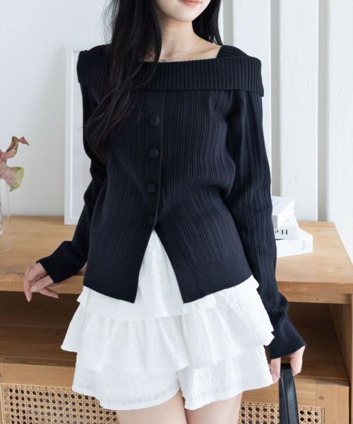 CLEAR BASIC≪再入荷≫オフショル風ボタンリブニットトップス[CL9167