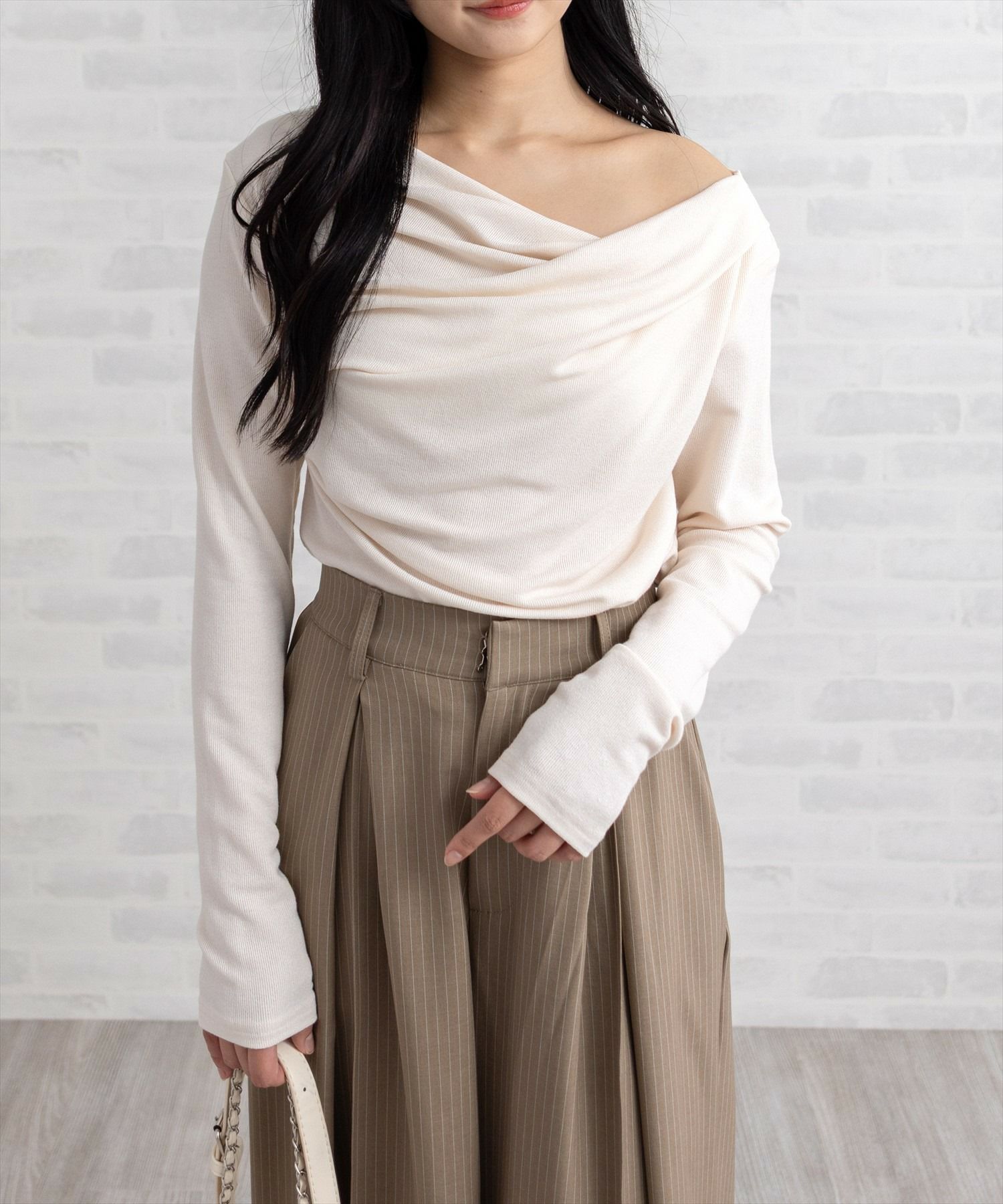 CLEAR BASIC ドレープデザイン長袖カットソートップス[CL9410