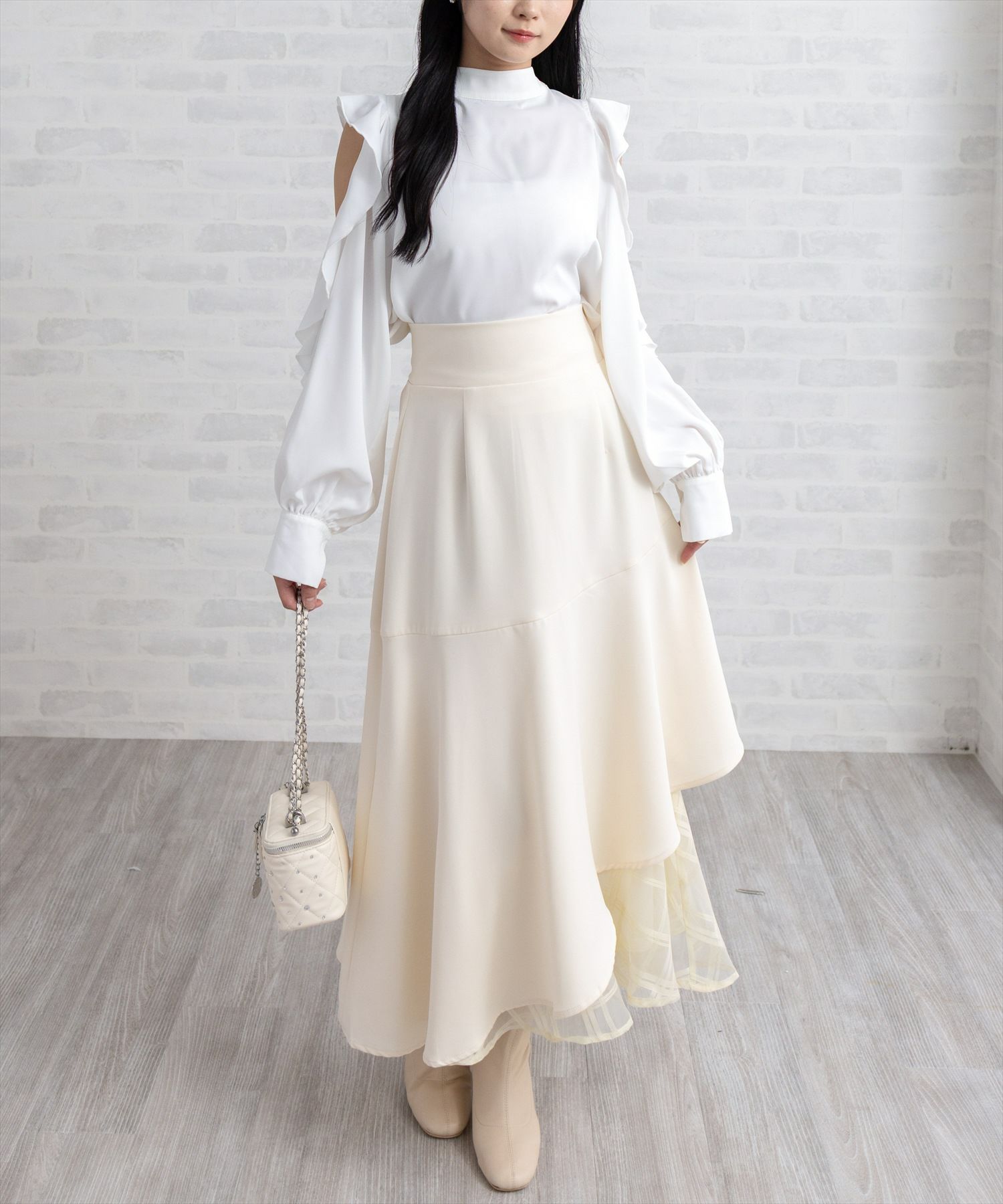 162㎝/オフホワイト