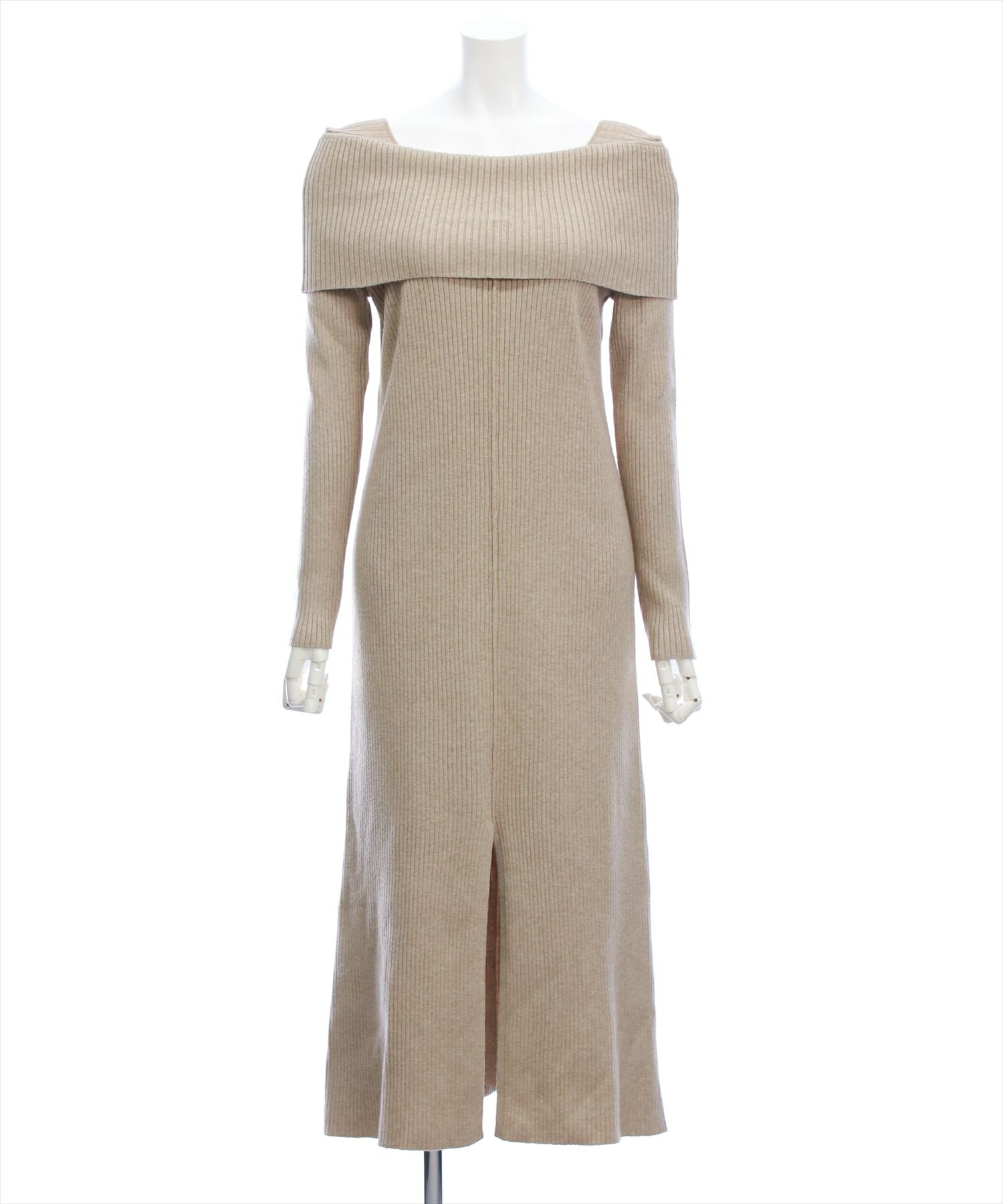 グレイッシュベージュ