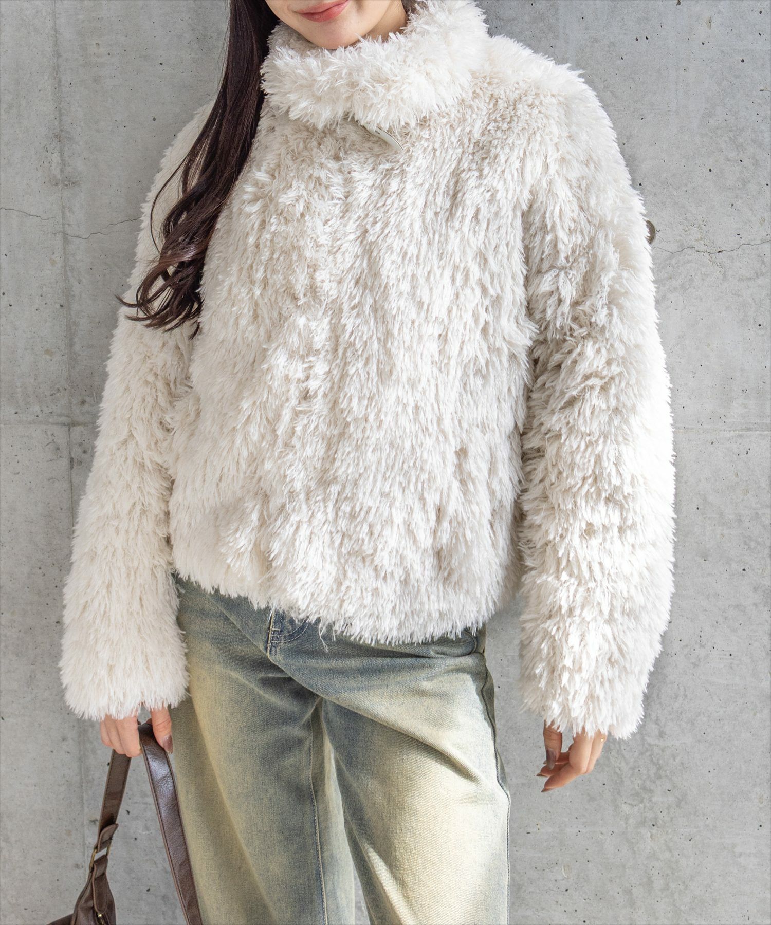 165cm/アイボリー着用