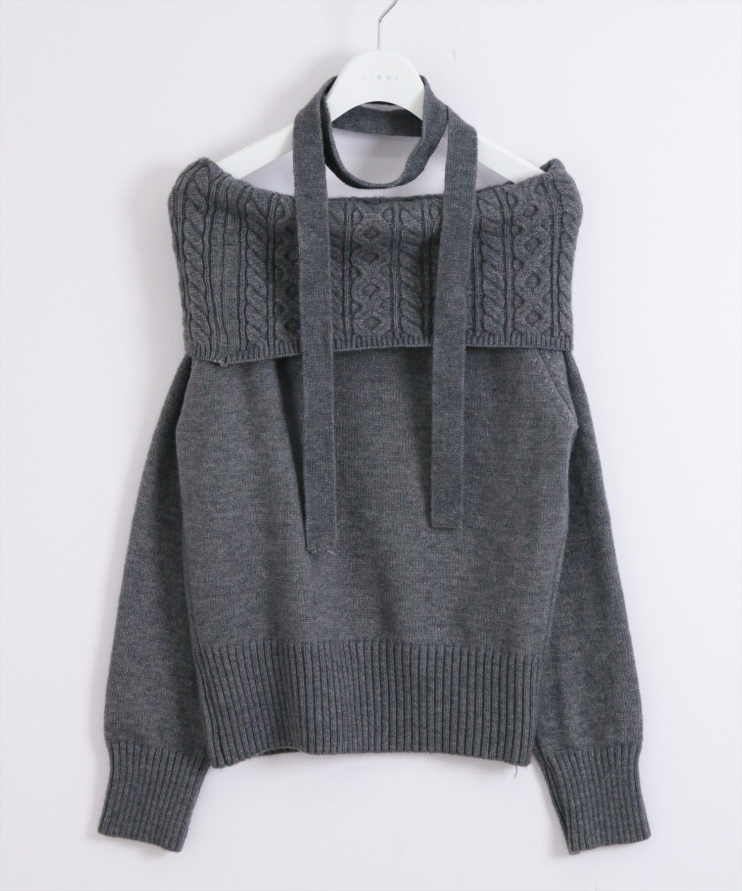 チャコールグレー