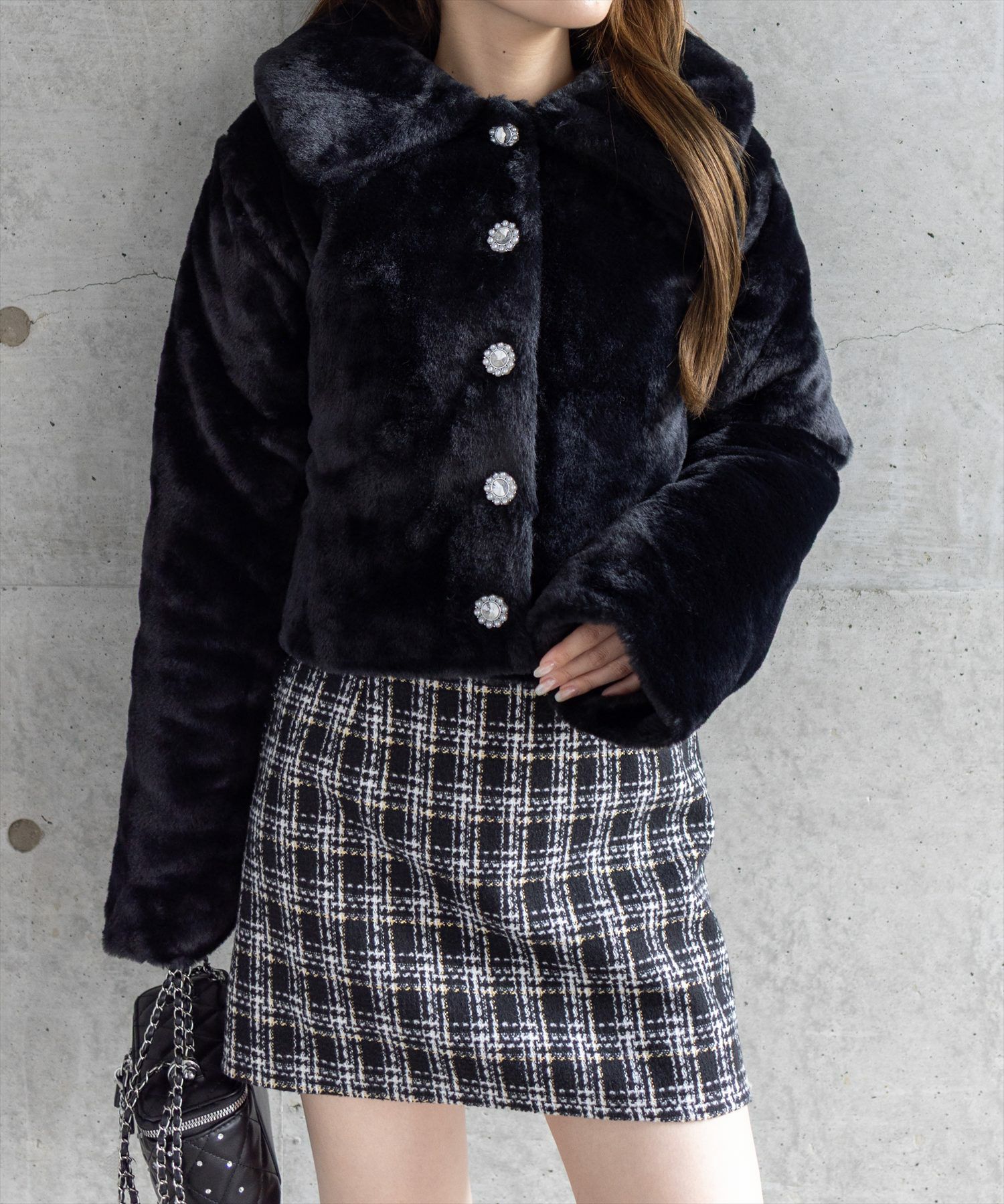 clear≪AW新作≫ビジューボタンフェイクファーショートコート[CL9074