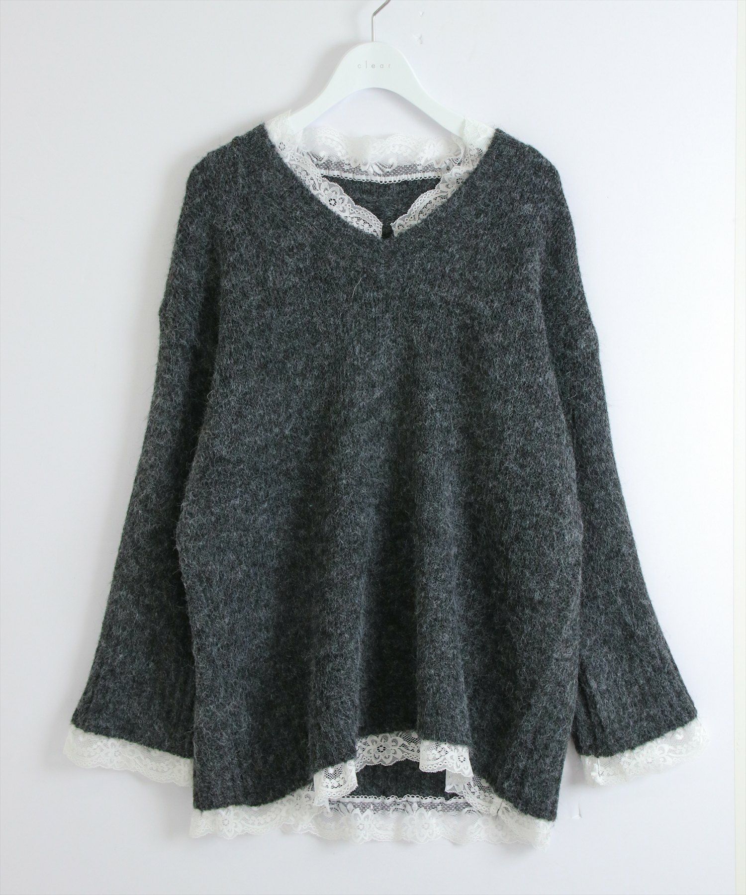 チャコールグレー