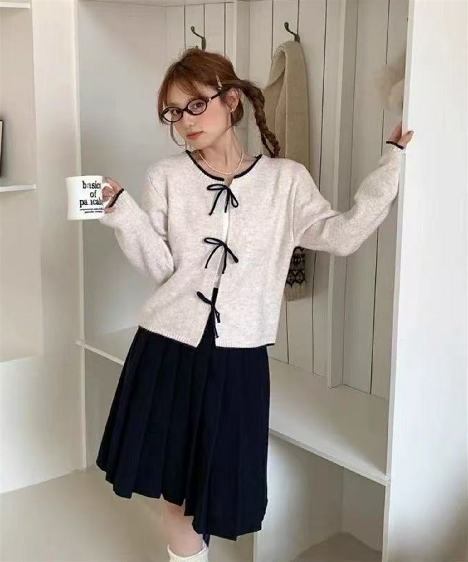 アイボリー