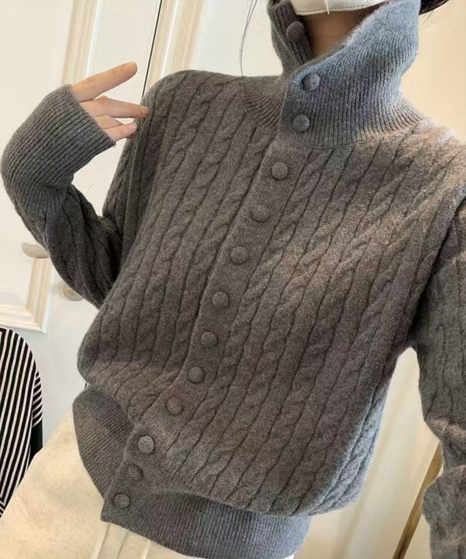 グレー着用