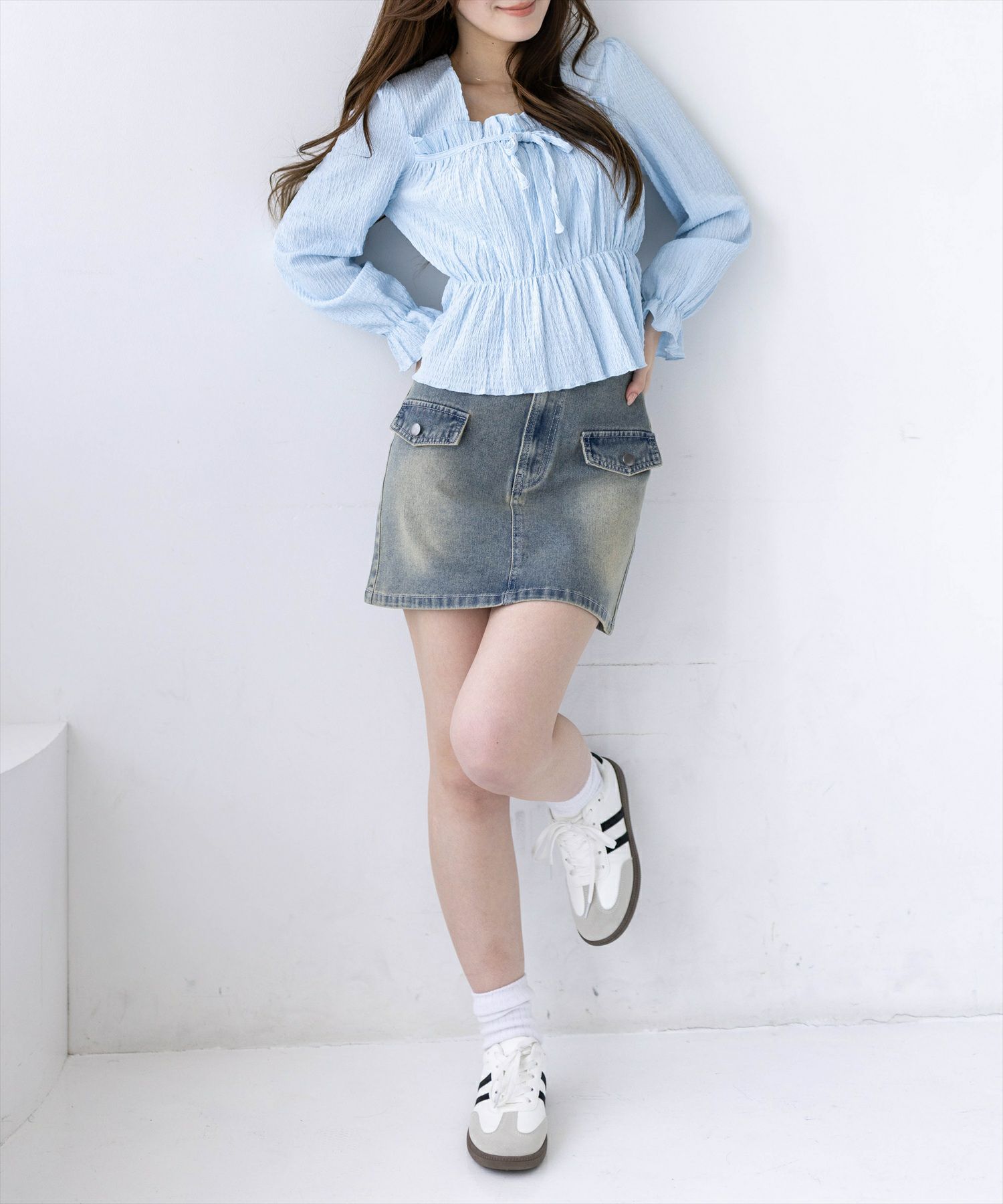 163cm/サックス着用