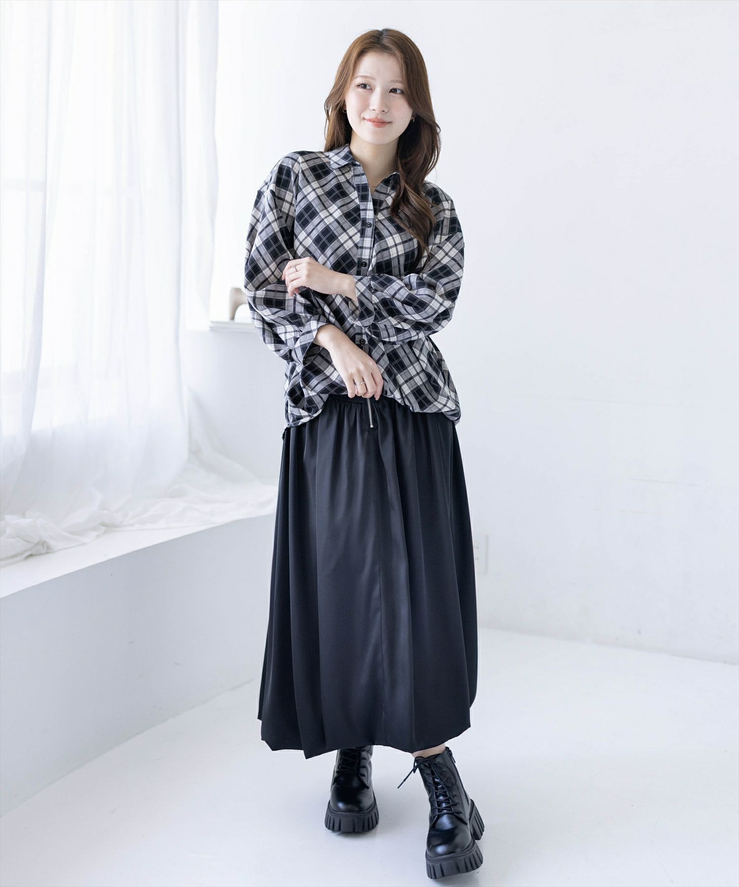 163cm/ブラックチェック着用