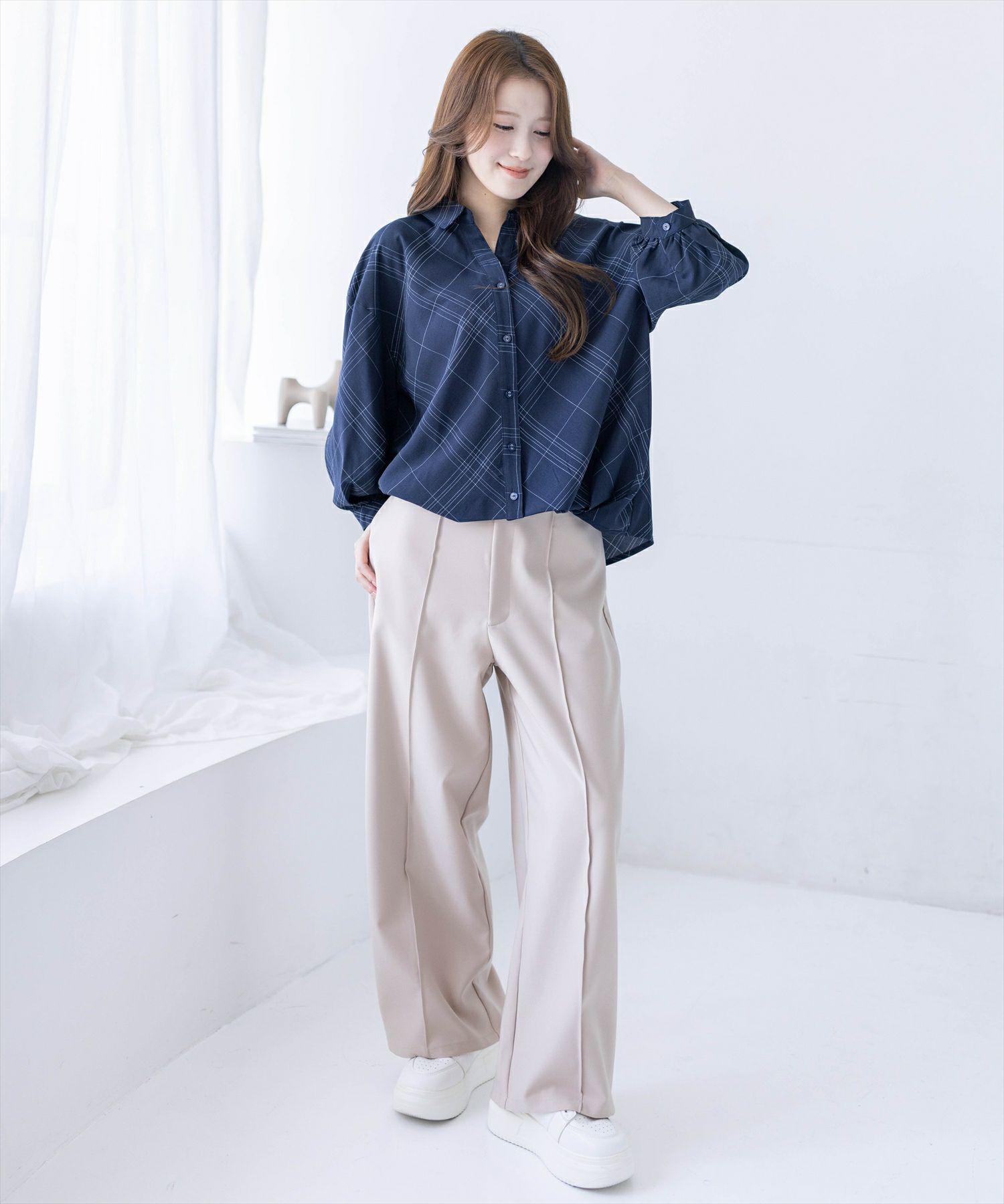 163cm/ネイビーチェック着用